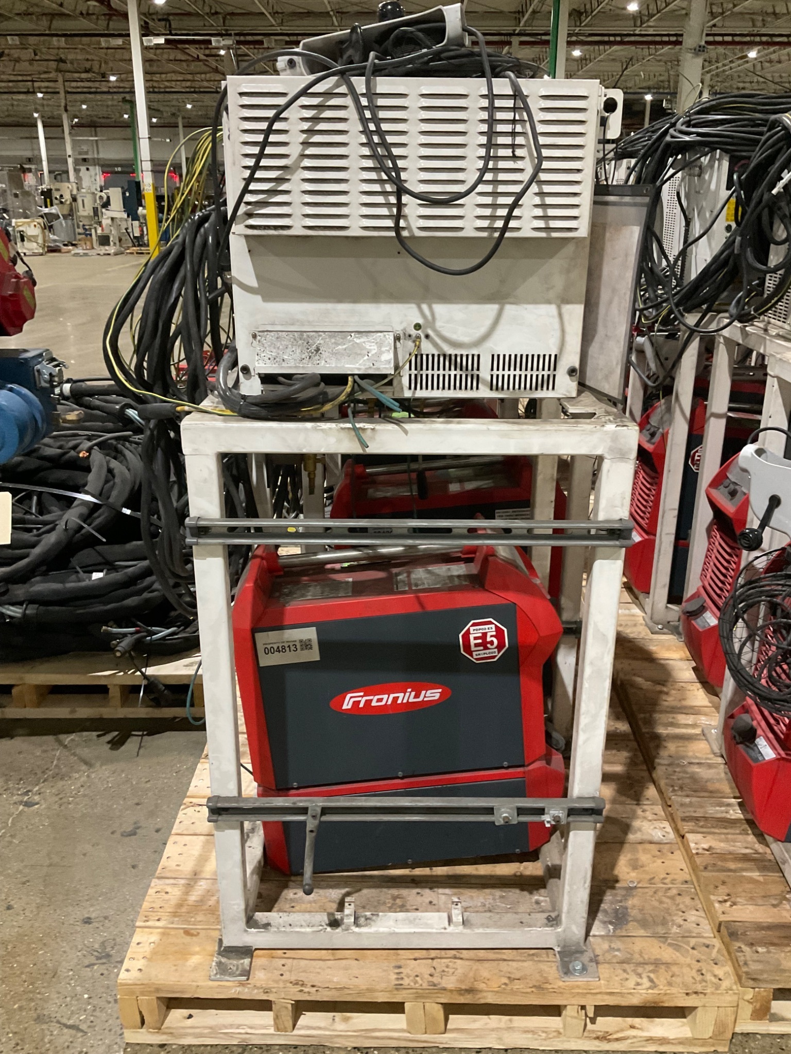 FANUC ARC MATE 120ID/12L ARC WELDING ROBOT W R30IB CONTROLLER + FRONIUS TPS 400I WELDER 11