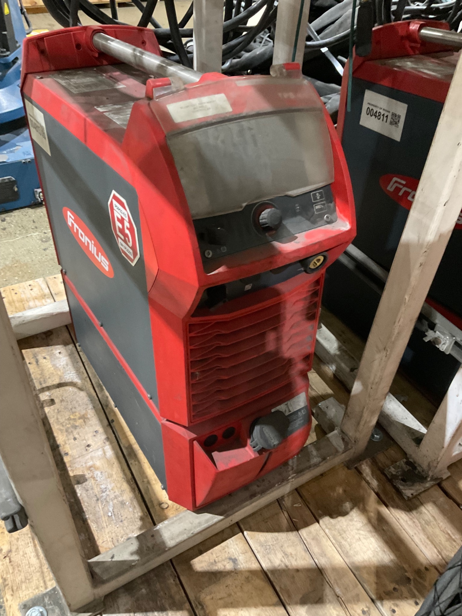 FANUC ARC MATE 120ID/12L ARC W R30IB CONTROLLER + FRONIUS TPS 400I WELDER 13