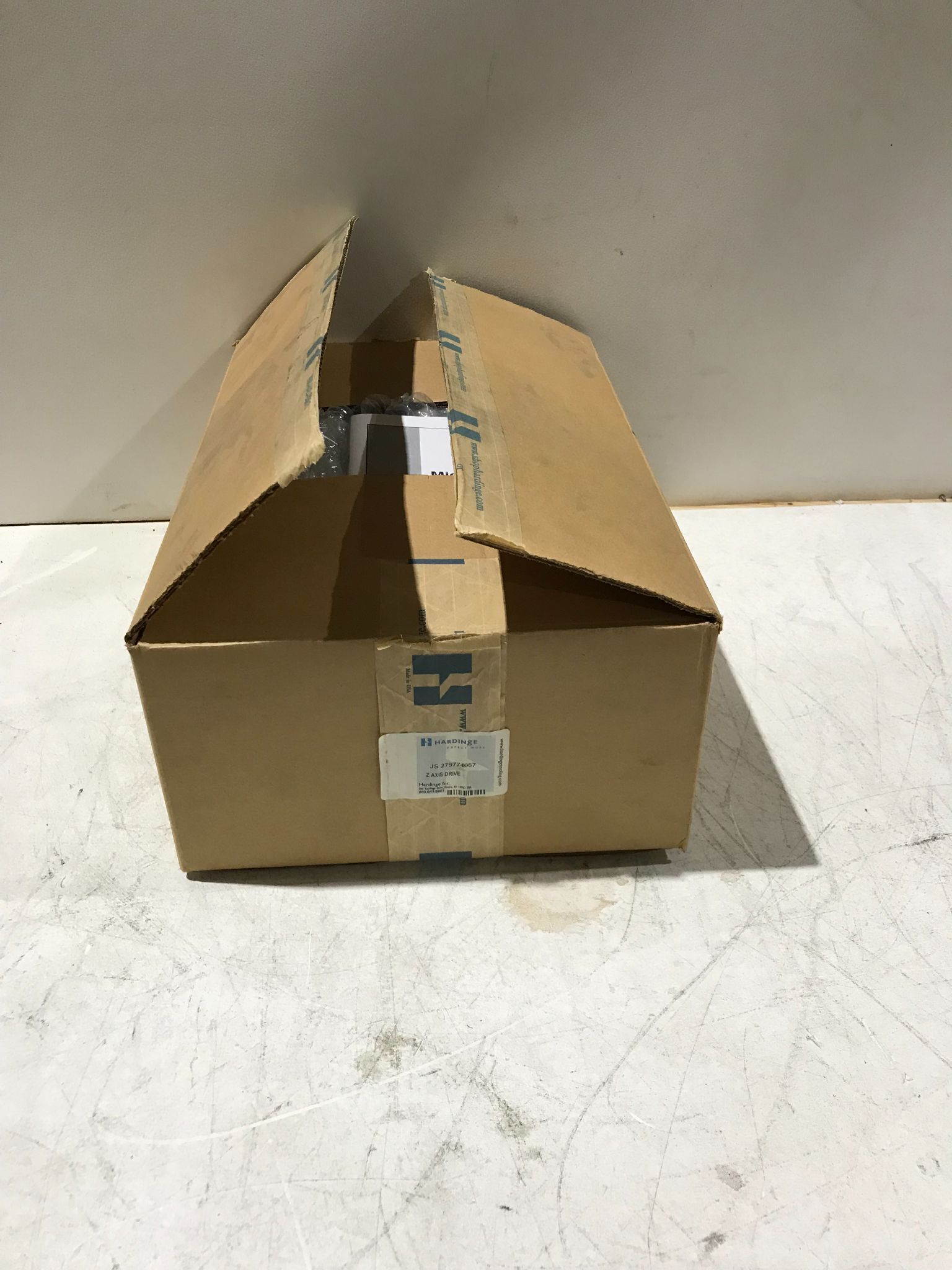 CONTROL TECHNIQUES SERVO MOTOR 0437-0006-04 NEW 0