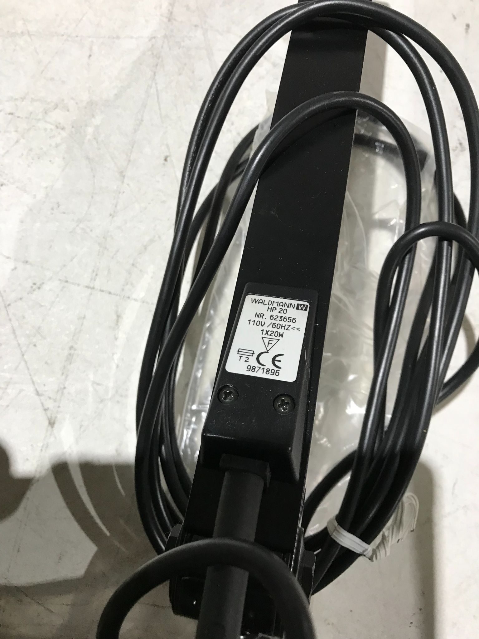 WALDMANN LED LIGHT HP20 NEW 1