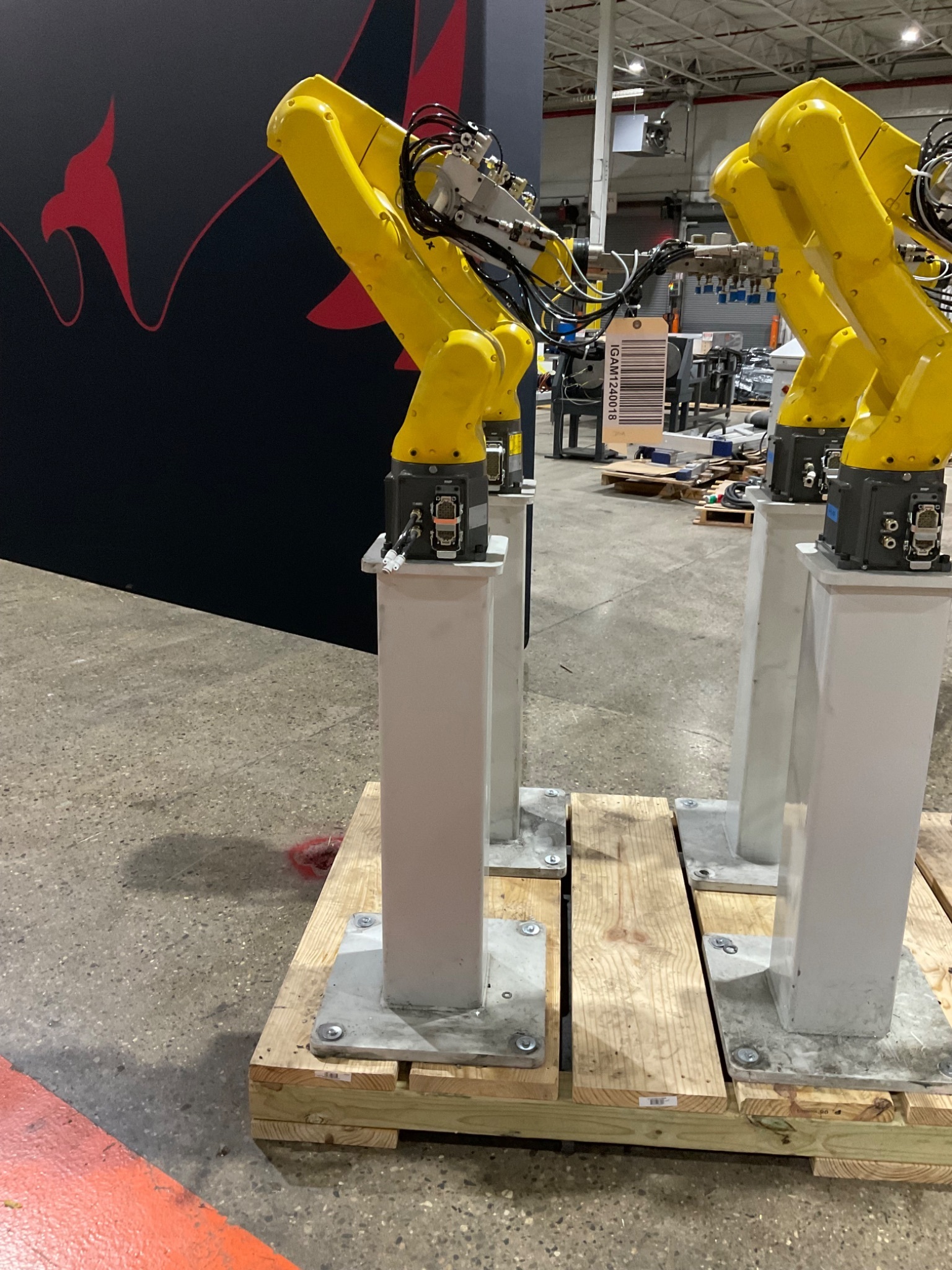 FANUC LR MATE 200iD/7L ROBOT w/ R30iB Plus CONTROLLER & 38-IN RISER 2