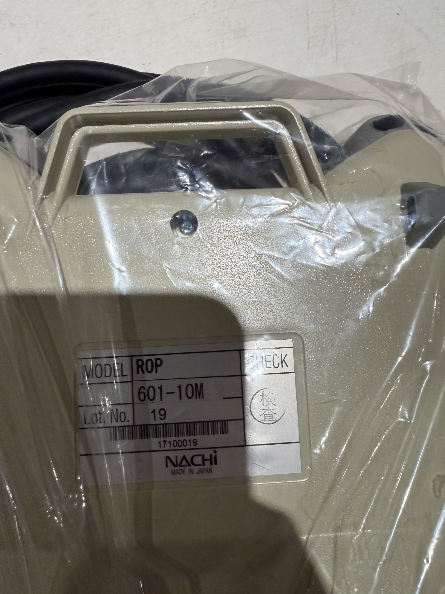 NACHI ROP601-10M TEACH PENDANTS USED 2