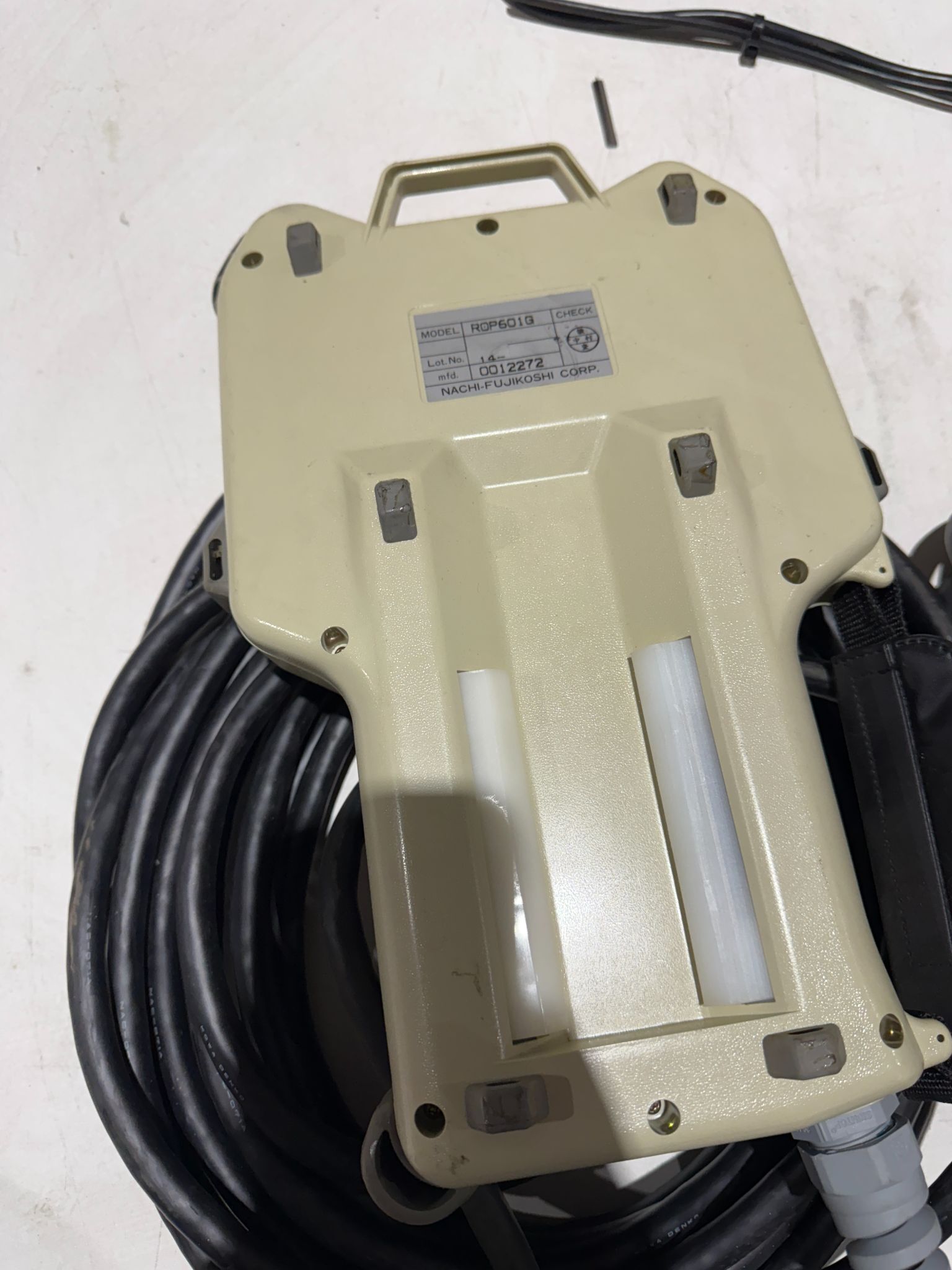NACHI ROP601G TEACH PENDANTS USED 2