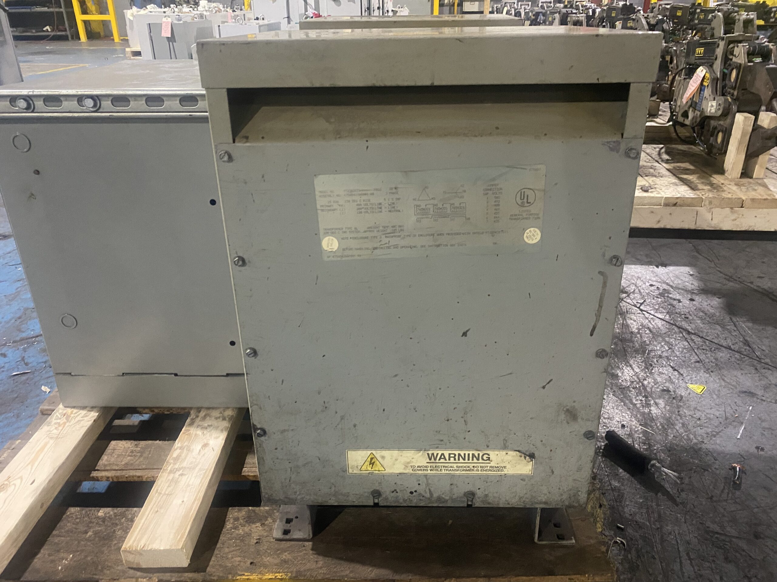 GENERAL ELECTRIC - 9T23B3871 Transformer 480V - 208Y/120V, 15kVA USED 0