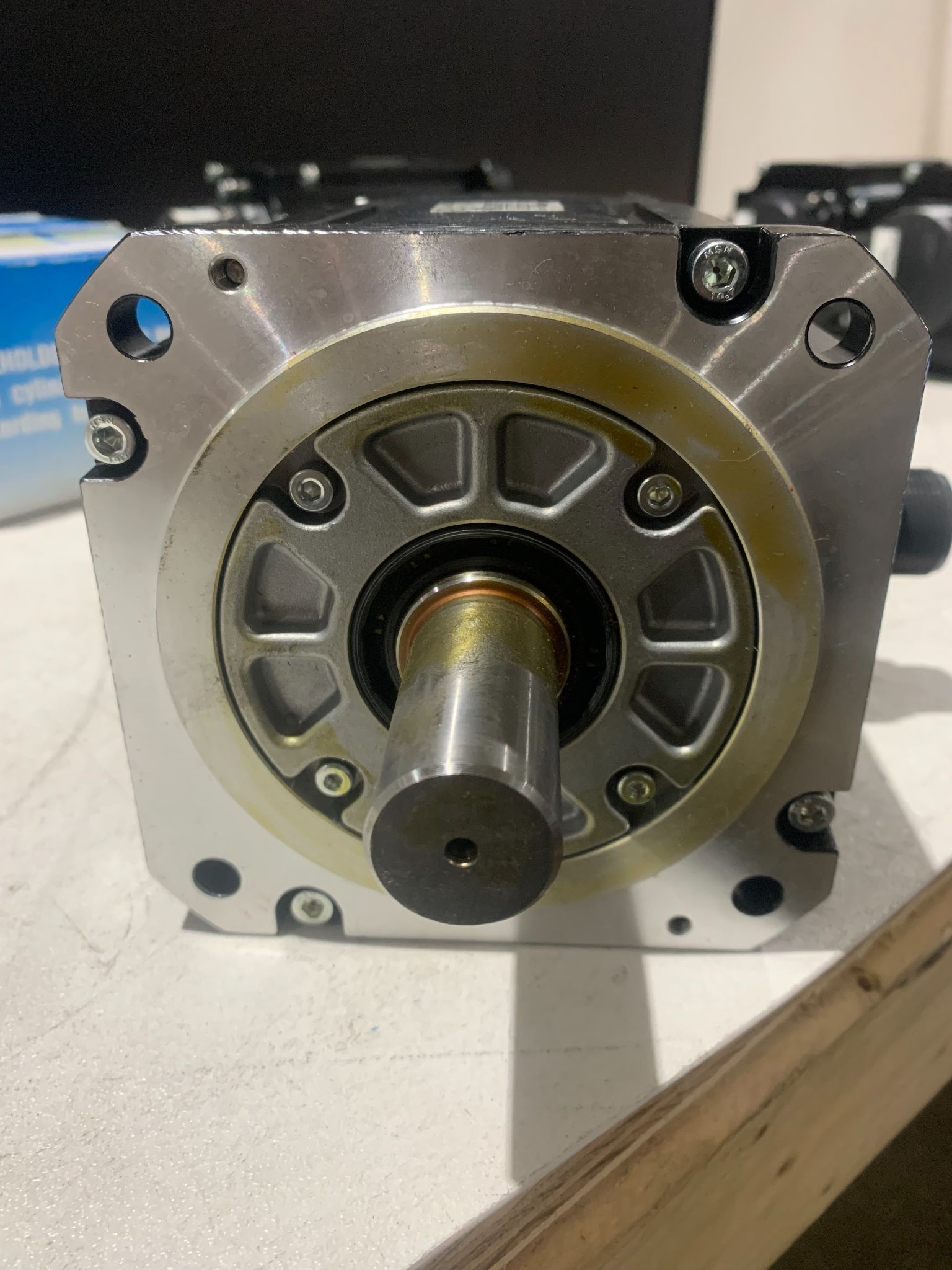 MITSUBISHI SERVO MOTOR HF154BS-A51 USED 1