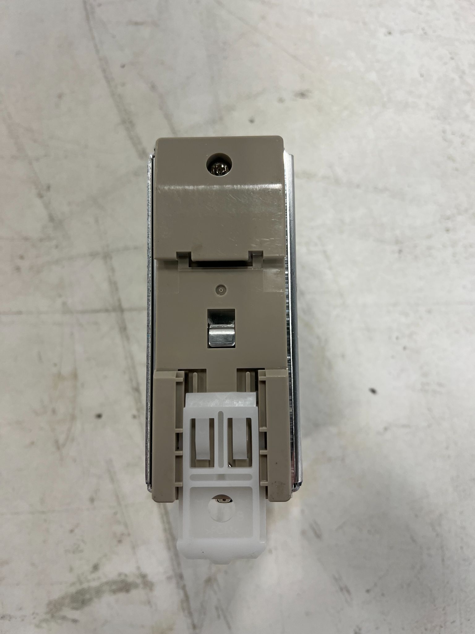OMRON S8VS-09024A POWER SUPPLIES USED 1