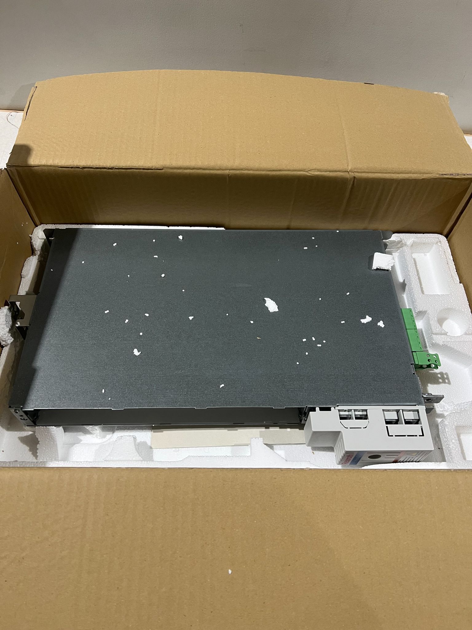 REXROTH HMD01.1N-W0020 SERVO PRODUCTS NEW 1