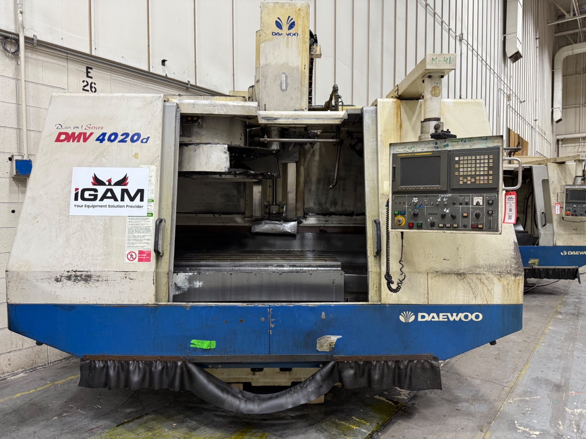 2002 DOOSAN 4020D CNC VERTICAL MACHINING CENTER USED 0