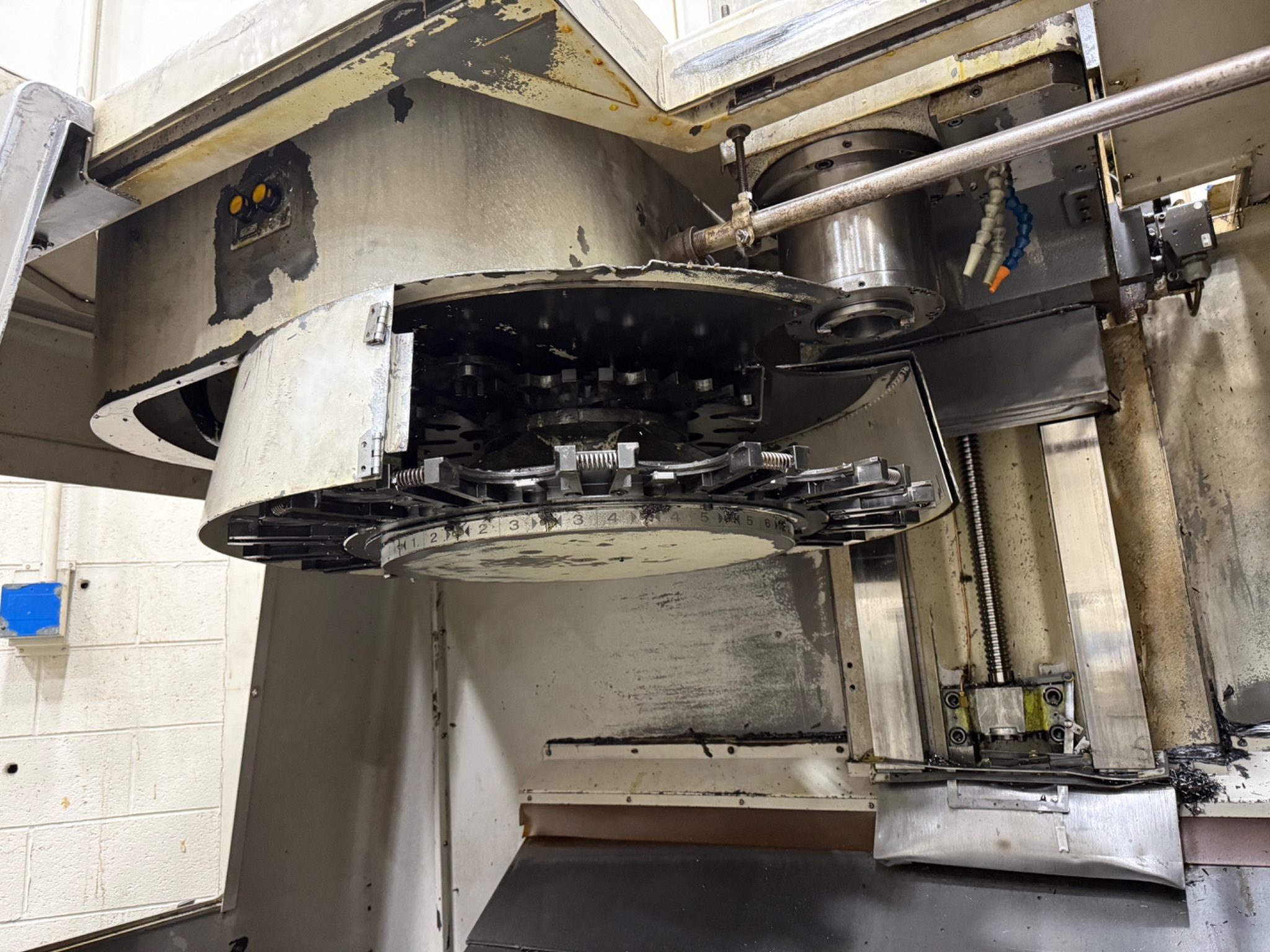 2002 DOOSAN 4020D CNC VERTICAL MACHINING CENTER USED 3