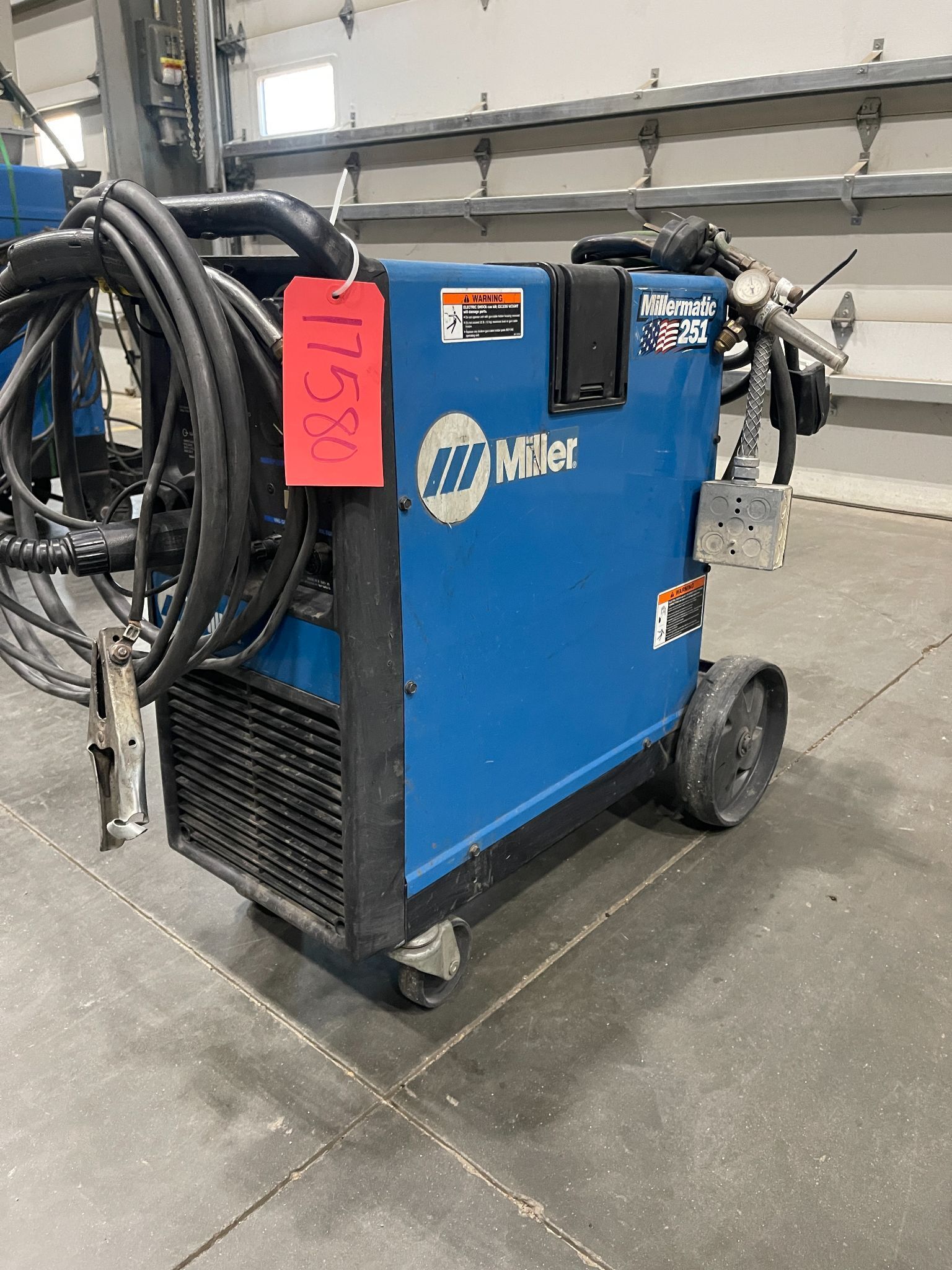 MILLER MILLERMATIC 251 WELDER USED 0