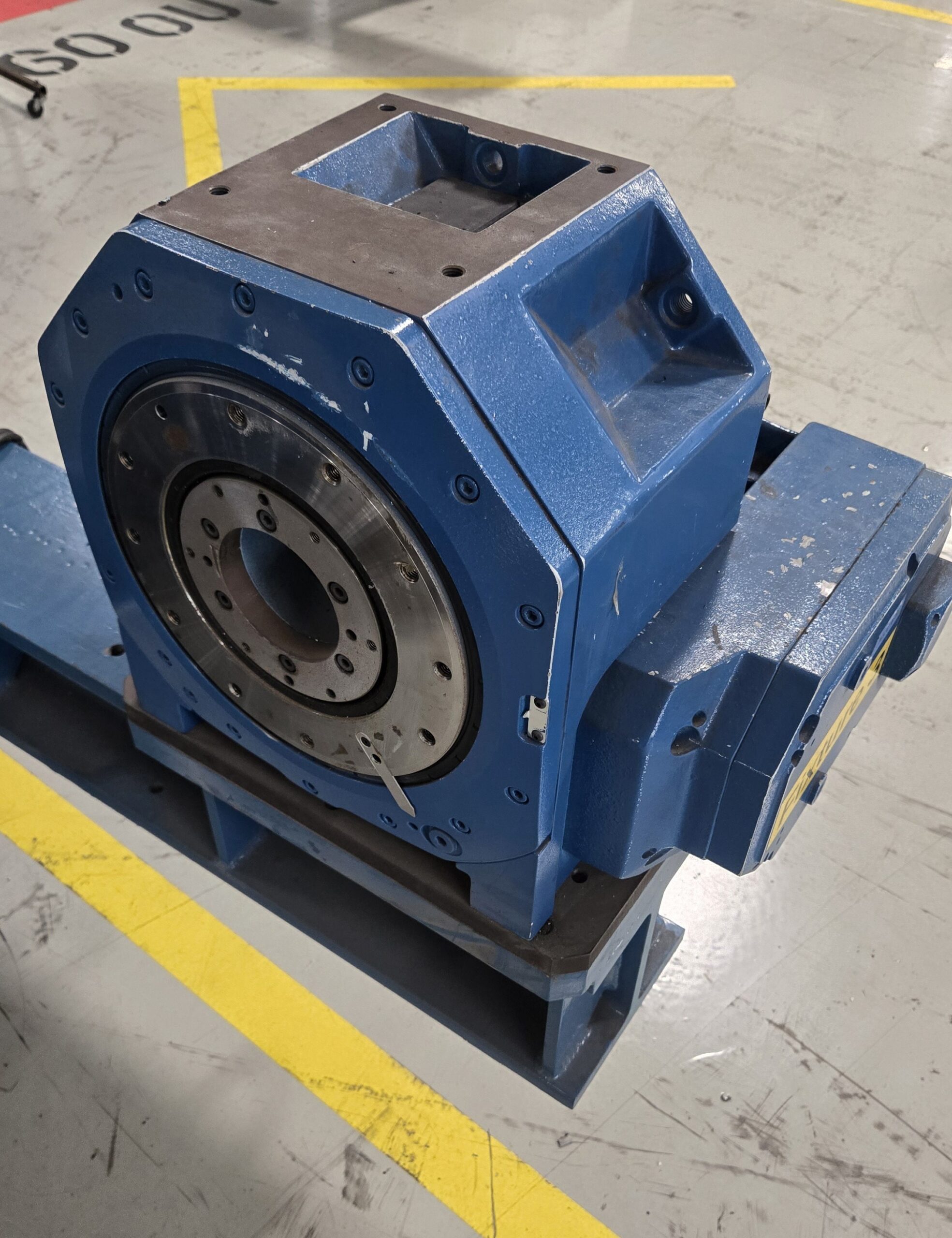 WEISS CR700 TURNTABLE WITH TRUNNIONS ASSEMBLY USED 4