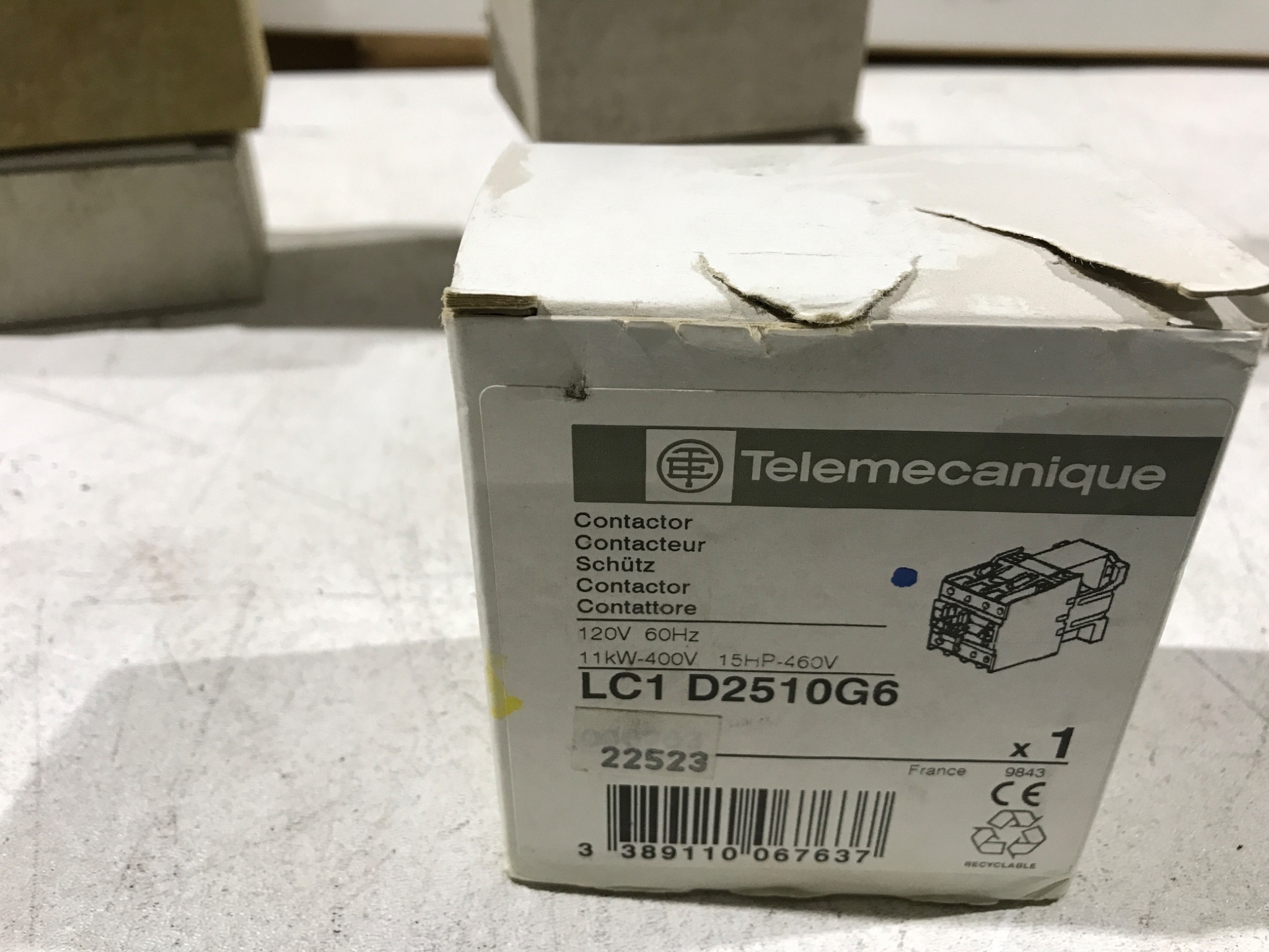TELEMECANIQUE CONTACTOR LC1D2510G6 NEW 1