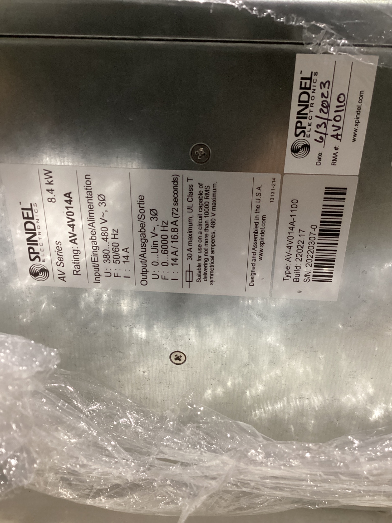SPINDLE ELECTRONICS AV SERIES AC MOTOR DRIVE AV-4V014A-1100 NEW 3