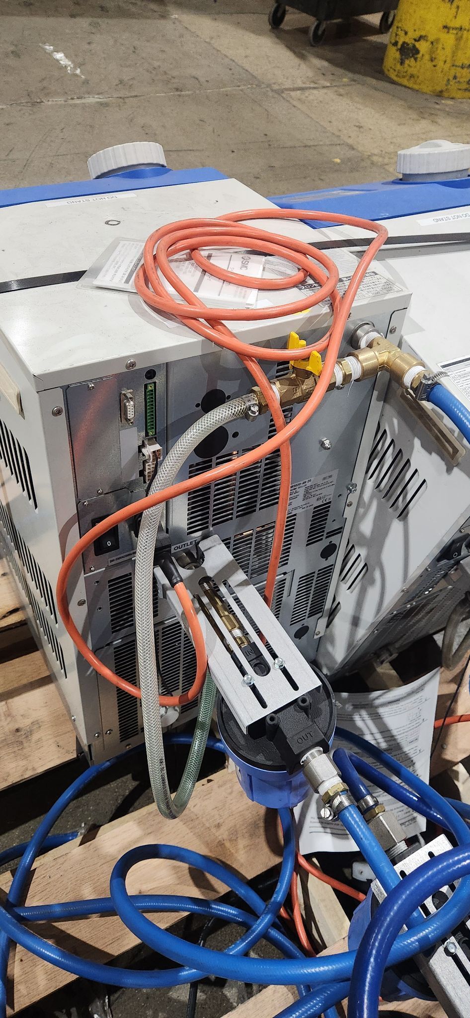 SMC HRS303-AN-20 THERMO CHILLER USED 3