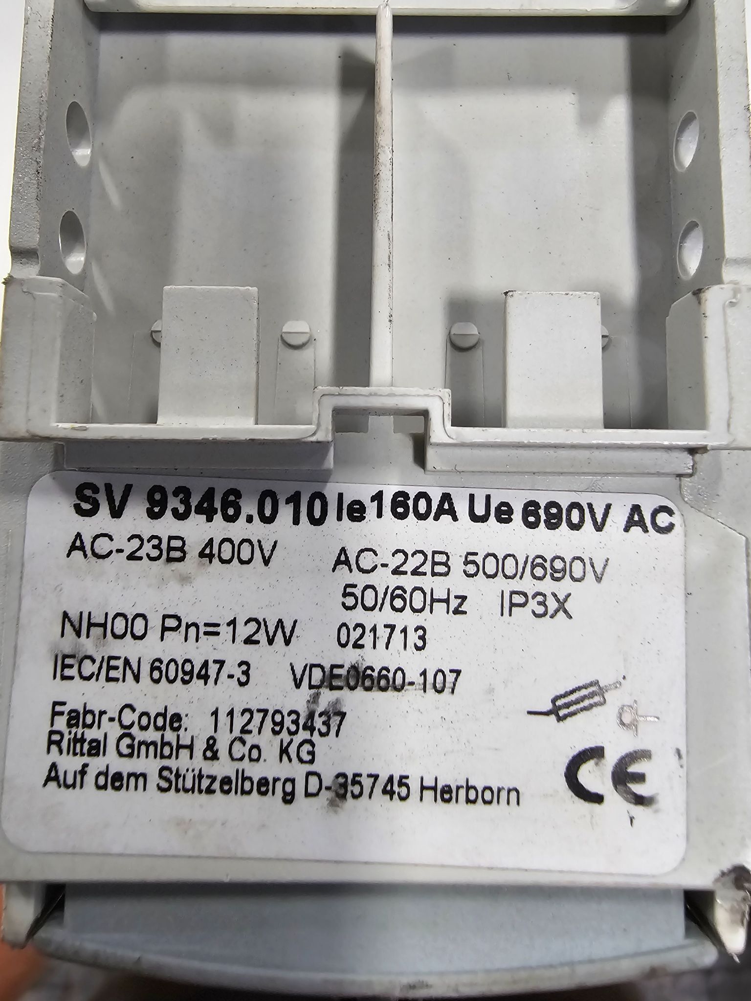 RITAL SV 9346.010 FUSE DISCONNECT USED 5