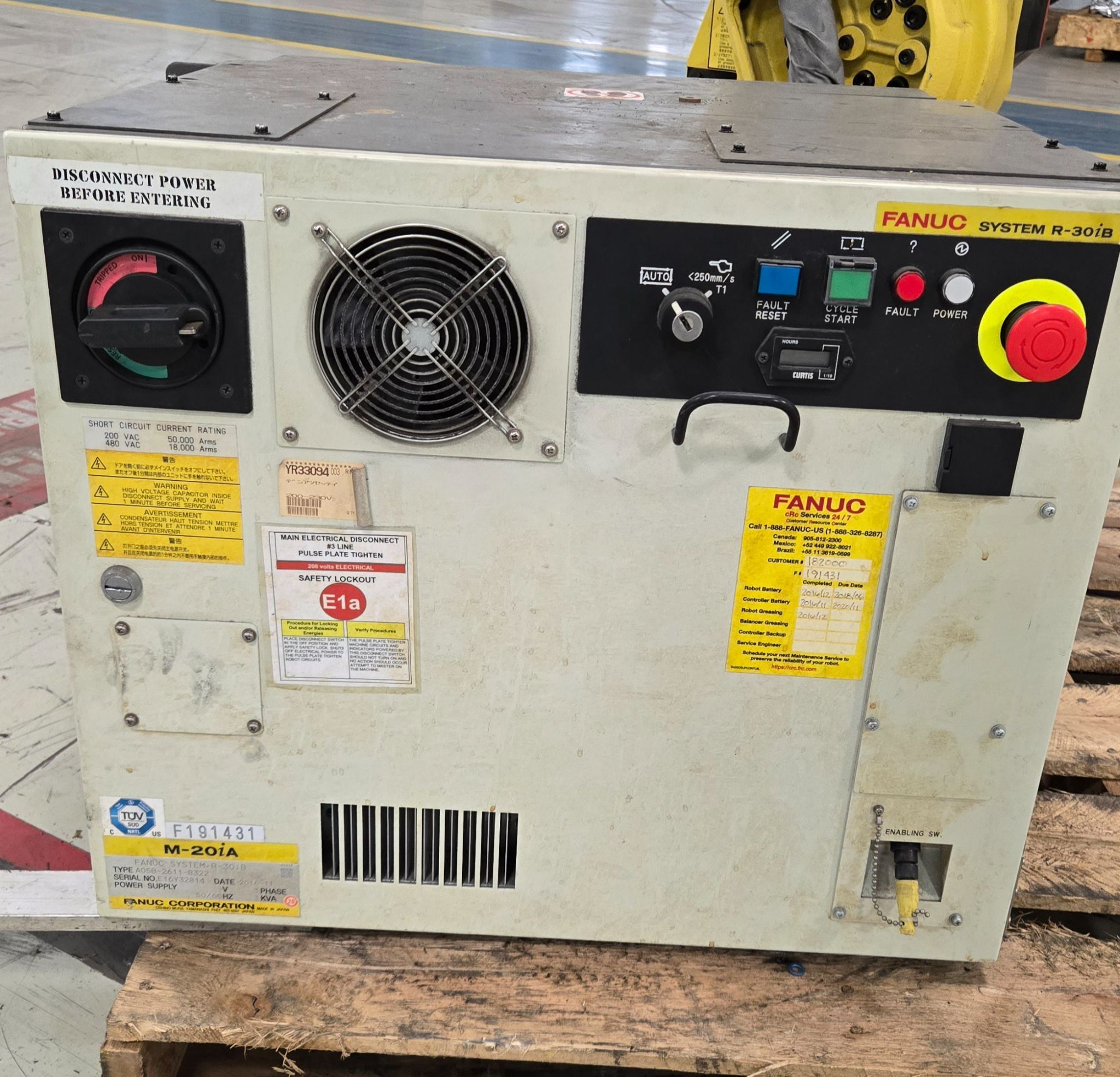 FANUC M-20IA/20M ROBOT + R30IB CONTROLLER MISSING TEACH PENDANT USED 4