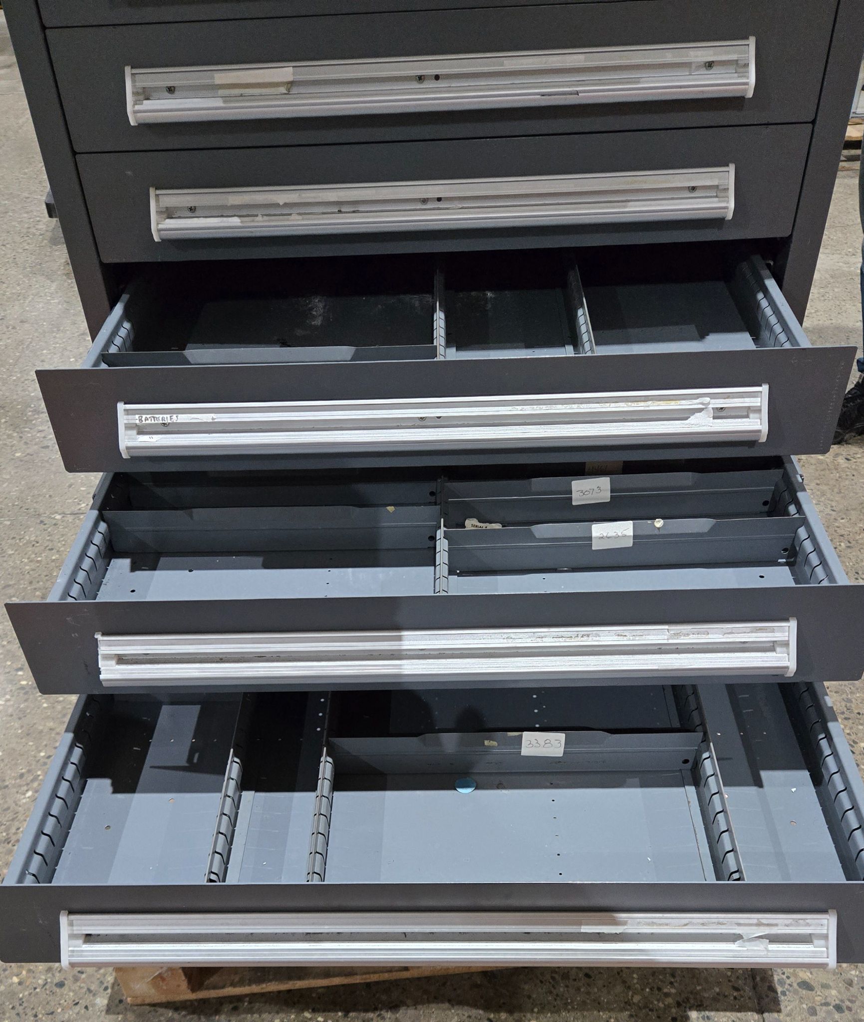 STANLEY VIDMAR 9 DRAWER MODULAR CABINET USED 5