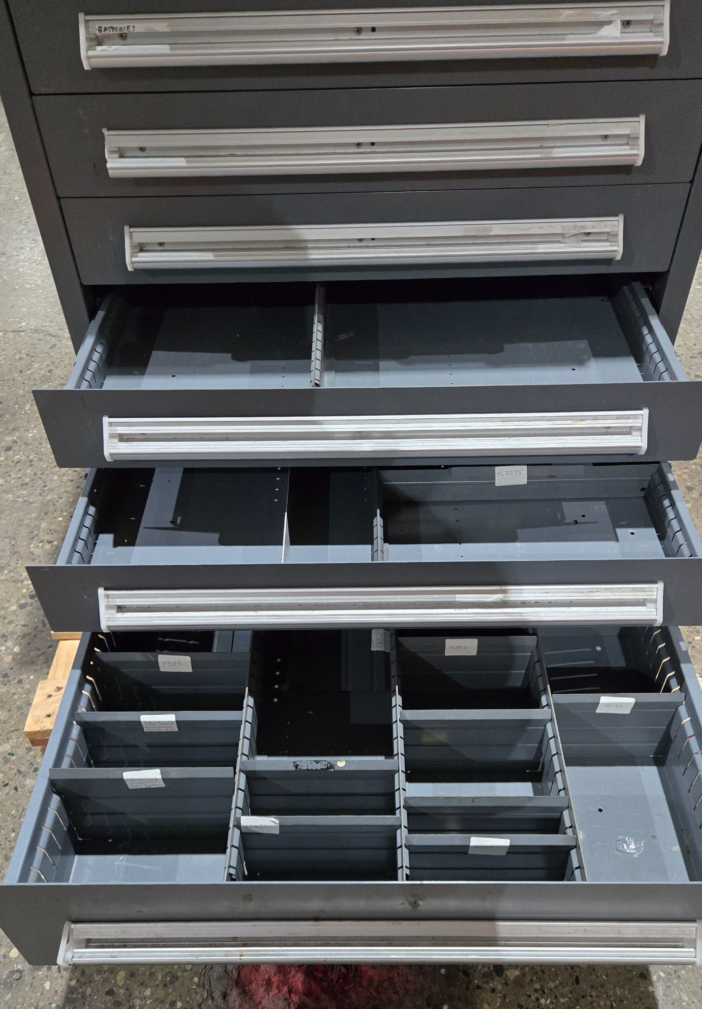 STANLEY VIDMAR 9 DRAWER MODULAR CABINET USED 4