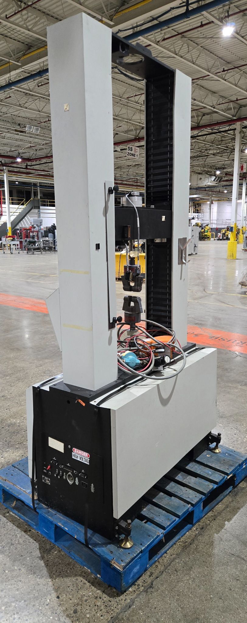 INSTRON 4206 TENSION AND COMPRESSION TESTING MACHINE USED 0