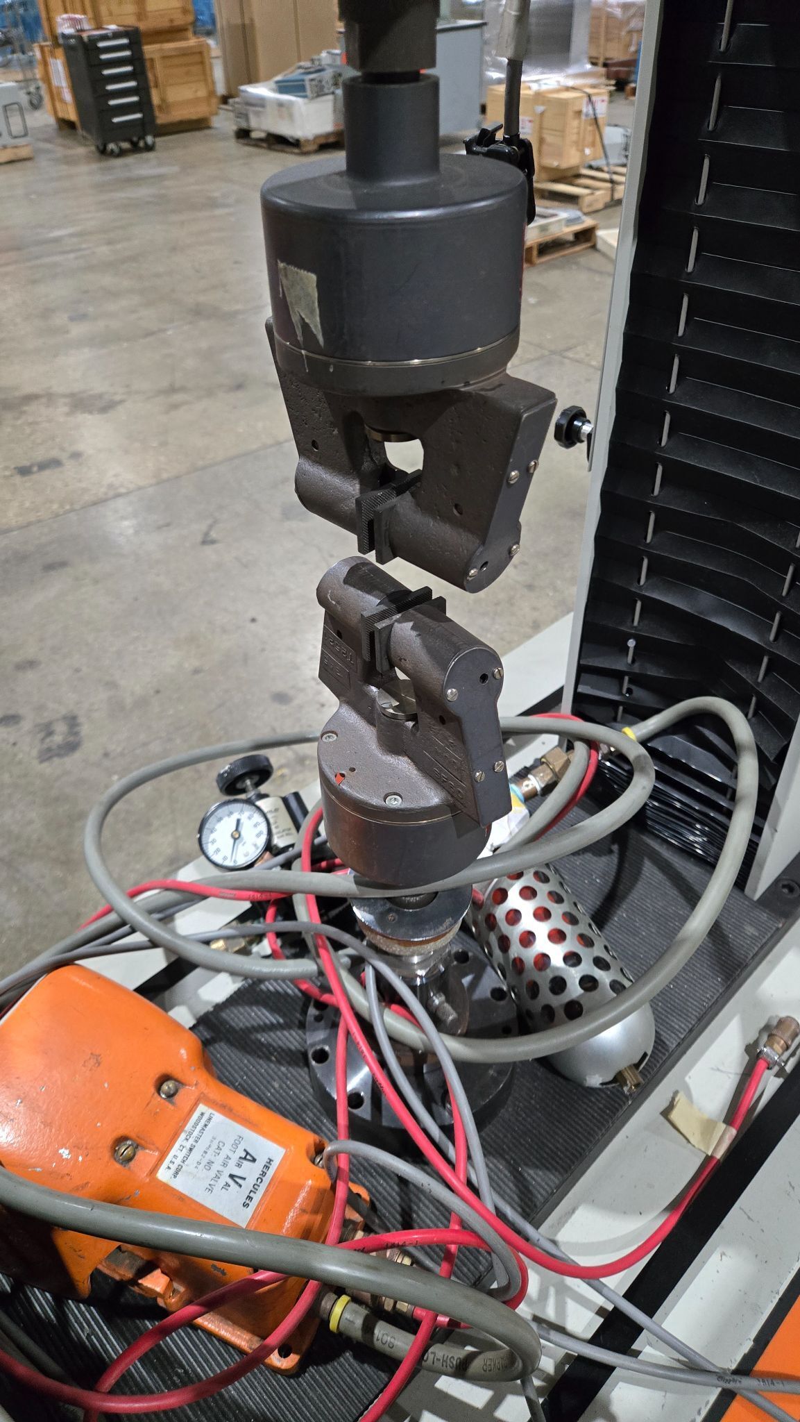 INSTRON 4206 TENSION AND COMPRESSION TESTING MACHINE USED 3