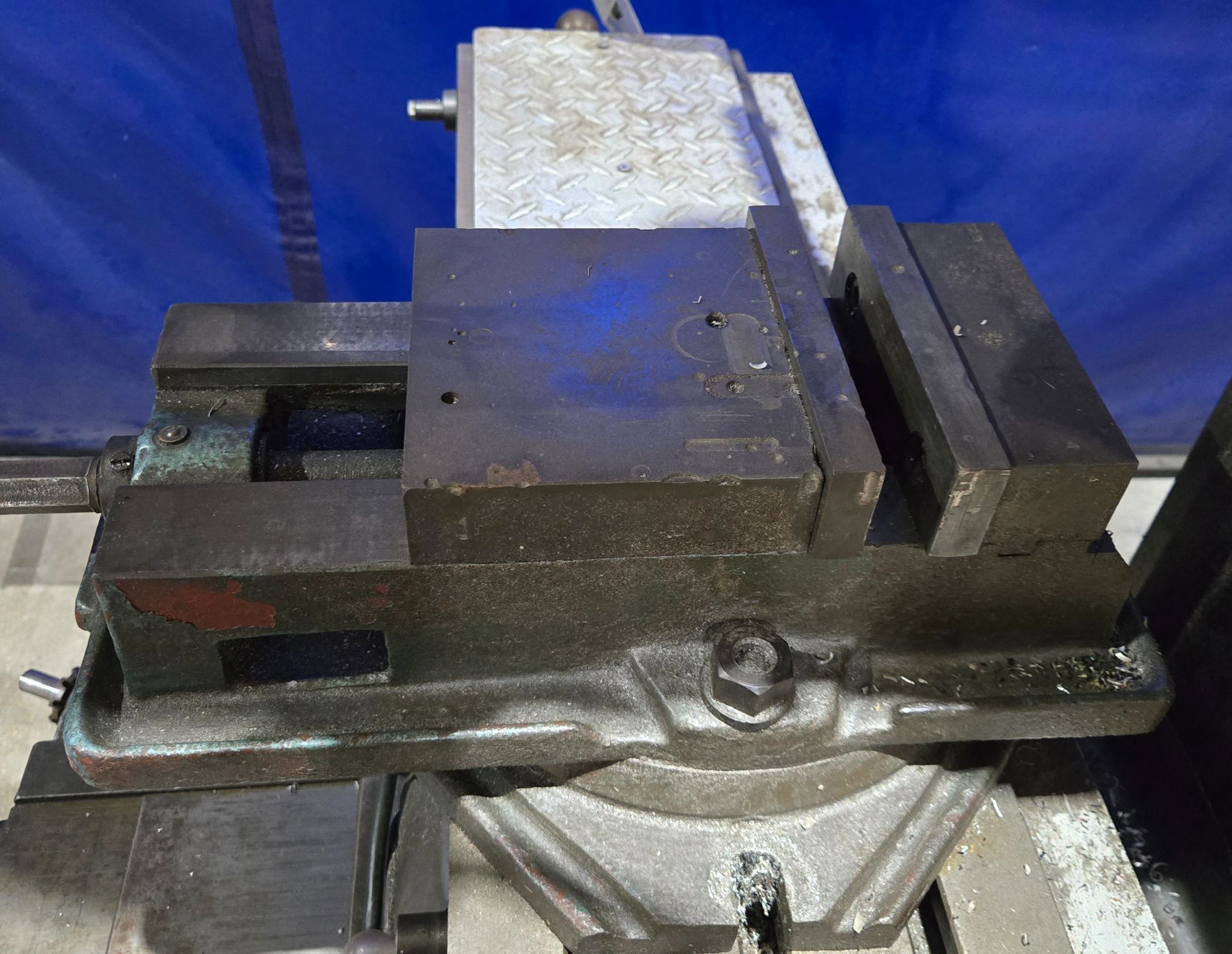 BRIDGEPORT SERIES I 2HP VERTICAL MILL 2 HP 3 PH 220/460V USED 6
