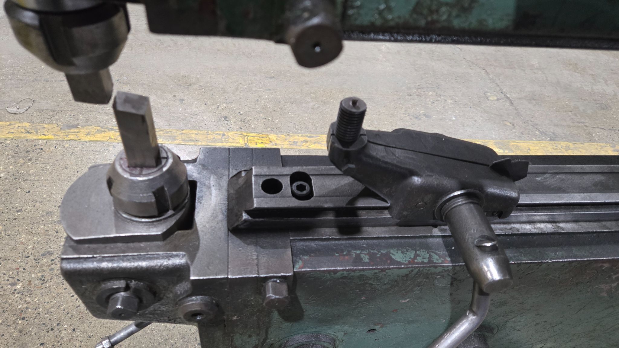 PULLMAX SHEAR P7 48" THROAT, 500 to 2000 SPM, 3/16" NIBBLING CAP, 230 USED 4