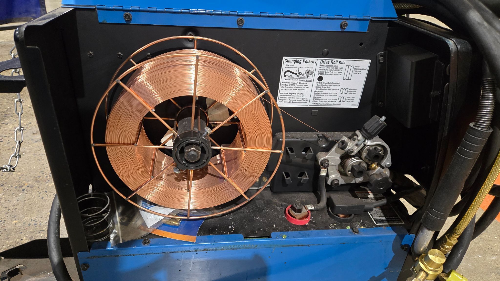 MILLER MILLERMATIC 252 MIG WELDER USED 6