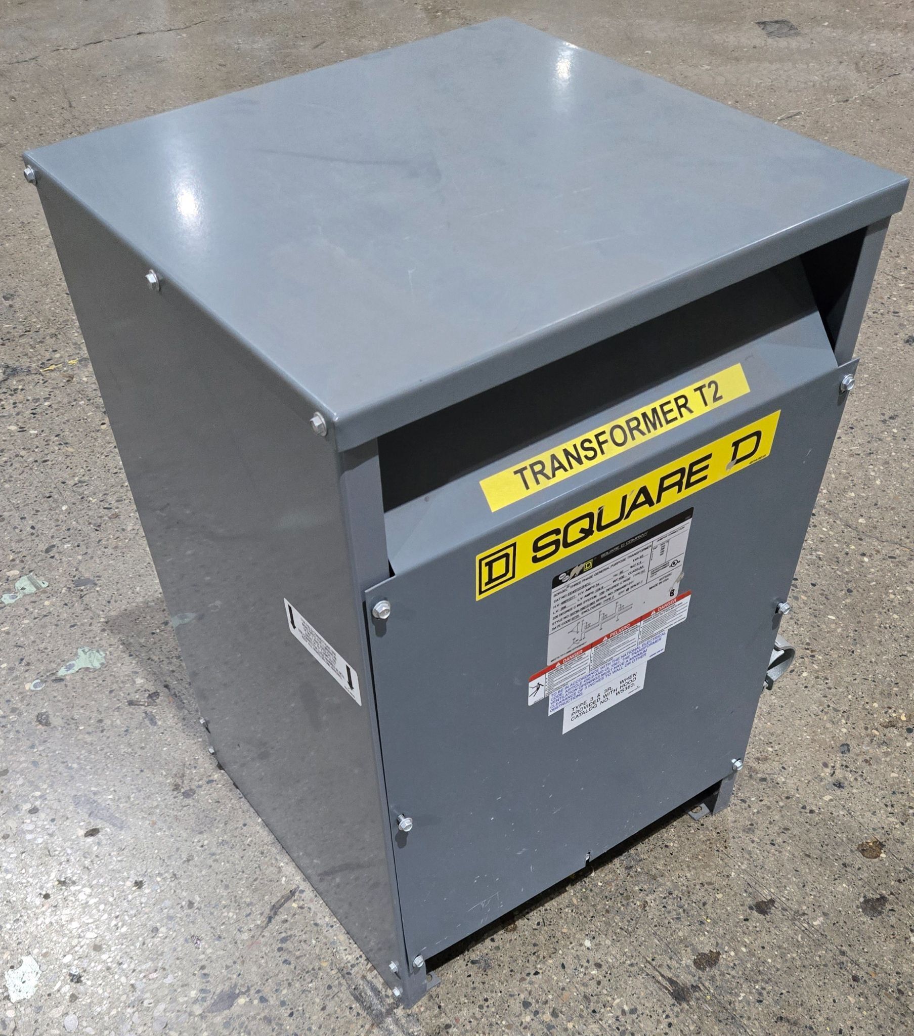 SQUARE D EE45T212HCU 45KVA 480Y/277 - 208V TRANSFORMER USED 0
