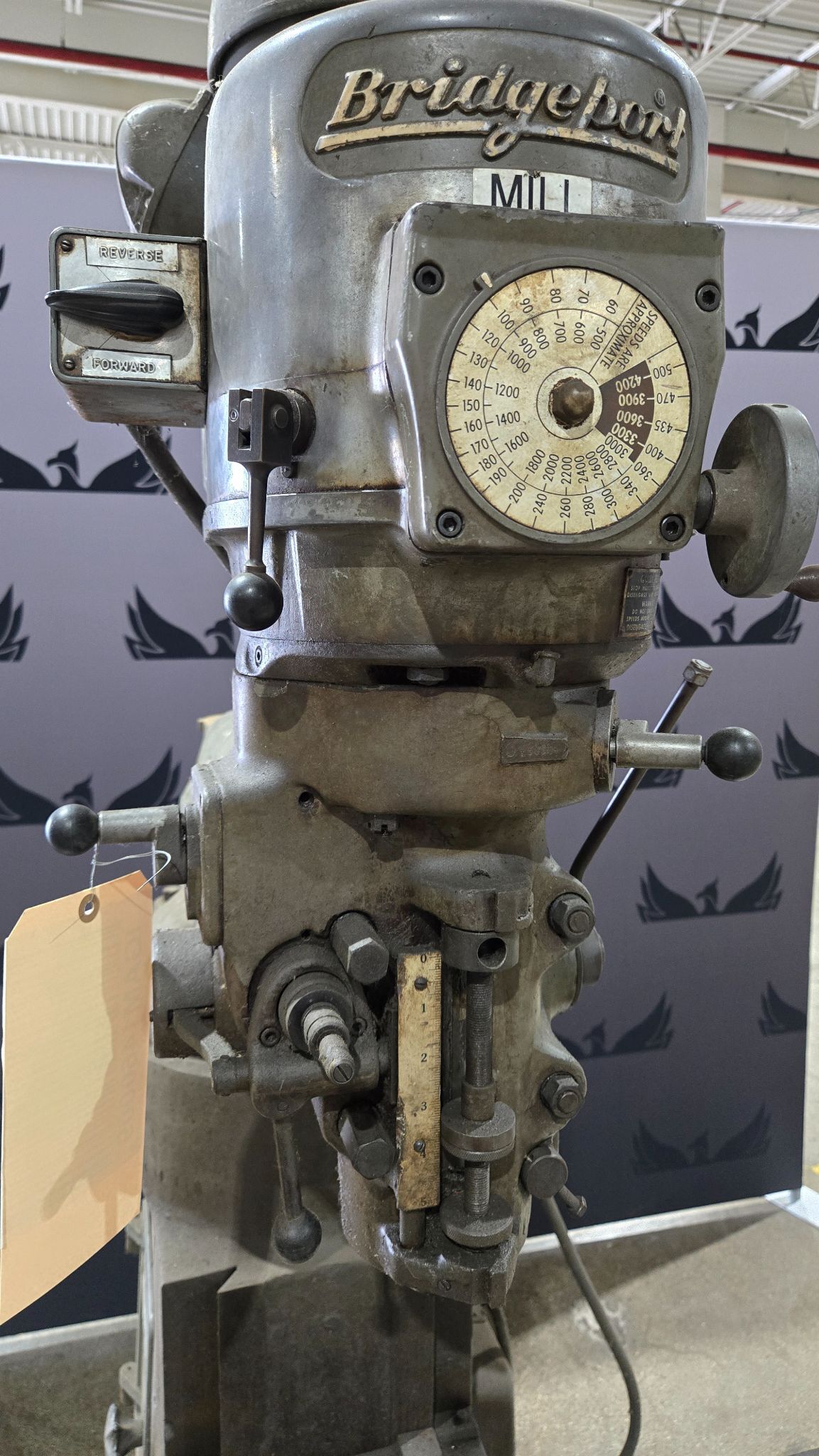 BRIDGEPORT 153367 VERTICAL MILL 1 1/2 HP 3 PH 230 V USED 1