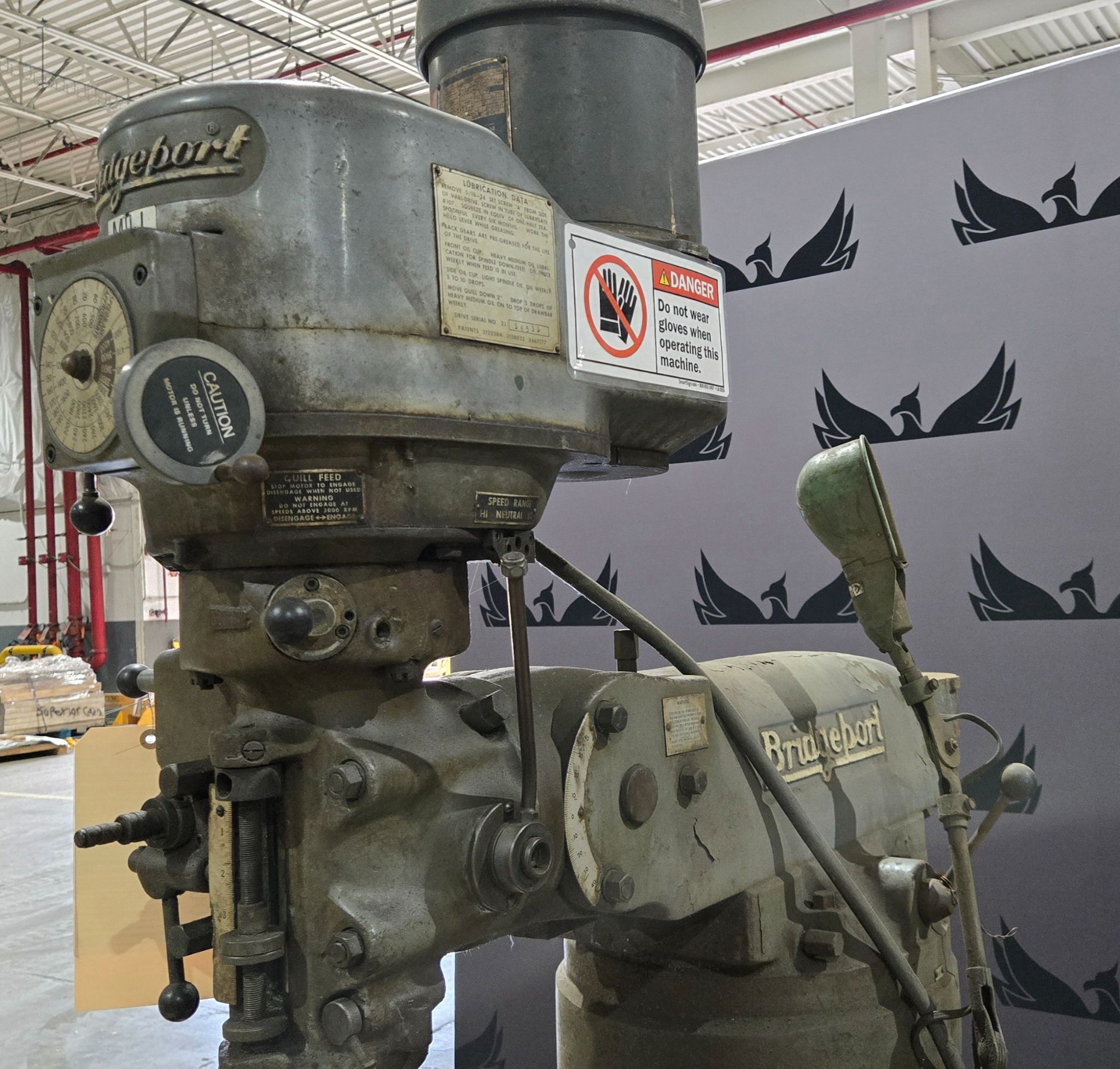 BRIDGEPORT 153367 VERTICAL MILL 1 1/2 HP 3 PH 230 V USED 4