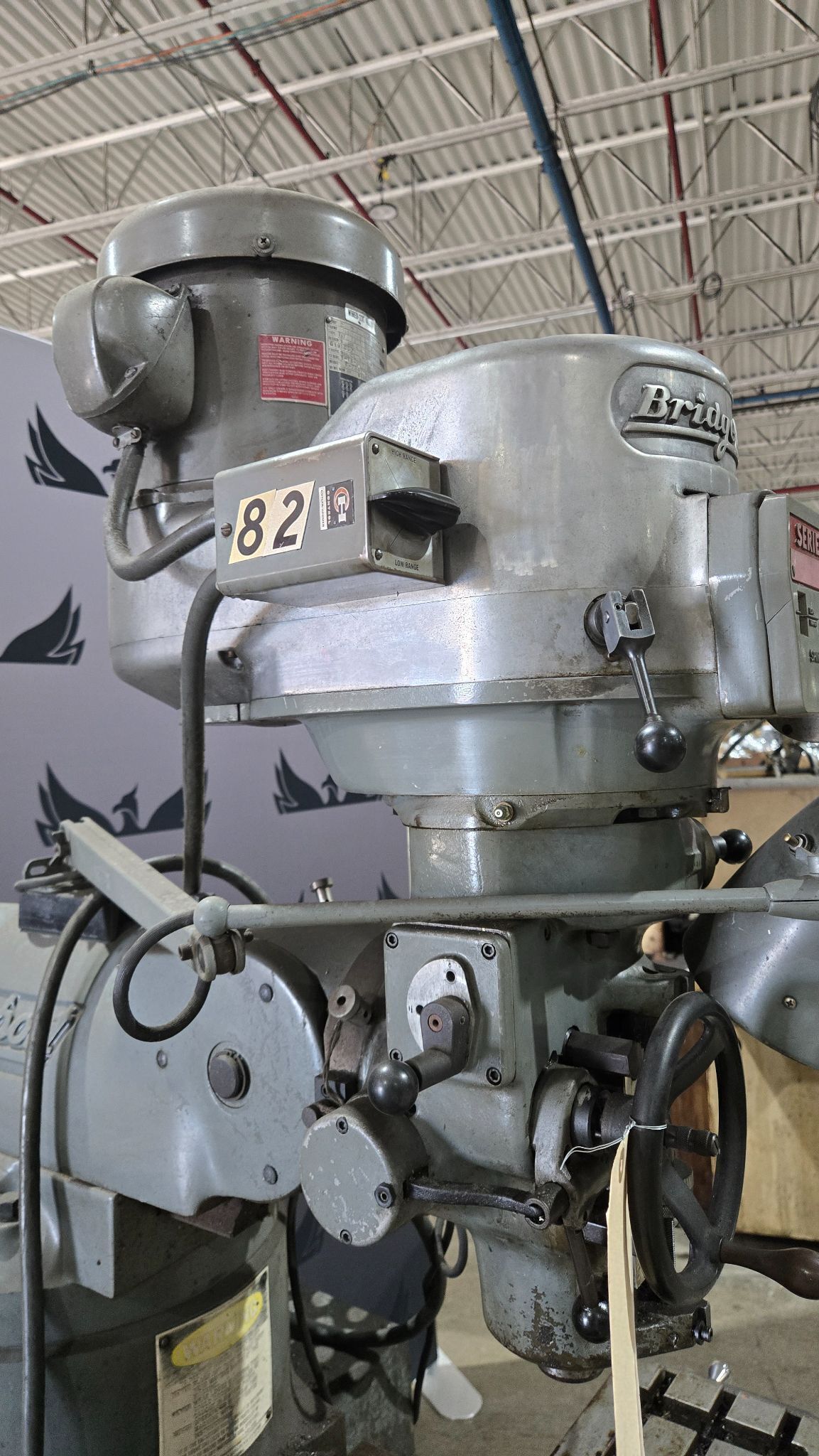 BRIDGEPORT SERIES I VERTICAL MILL USED 6