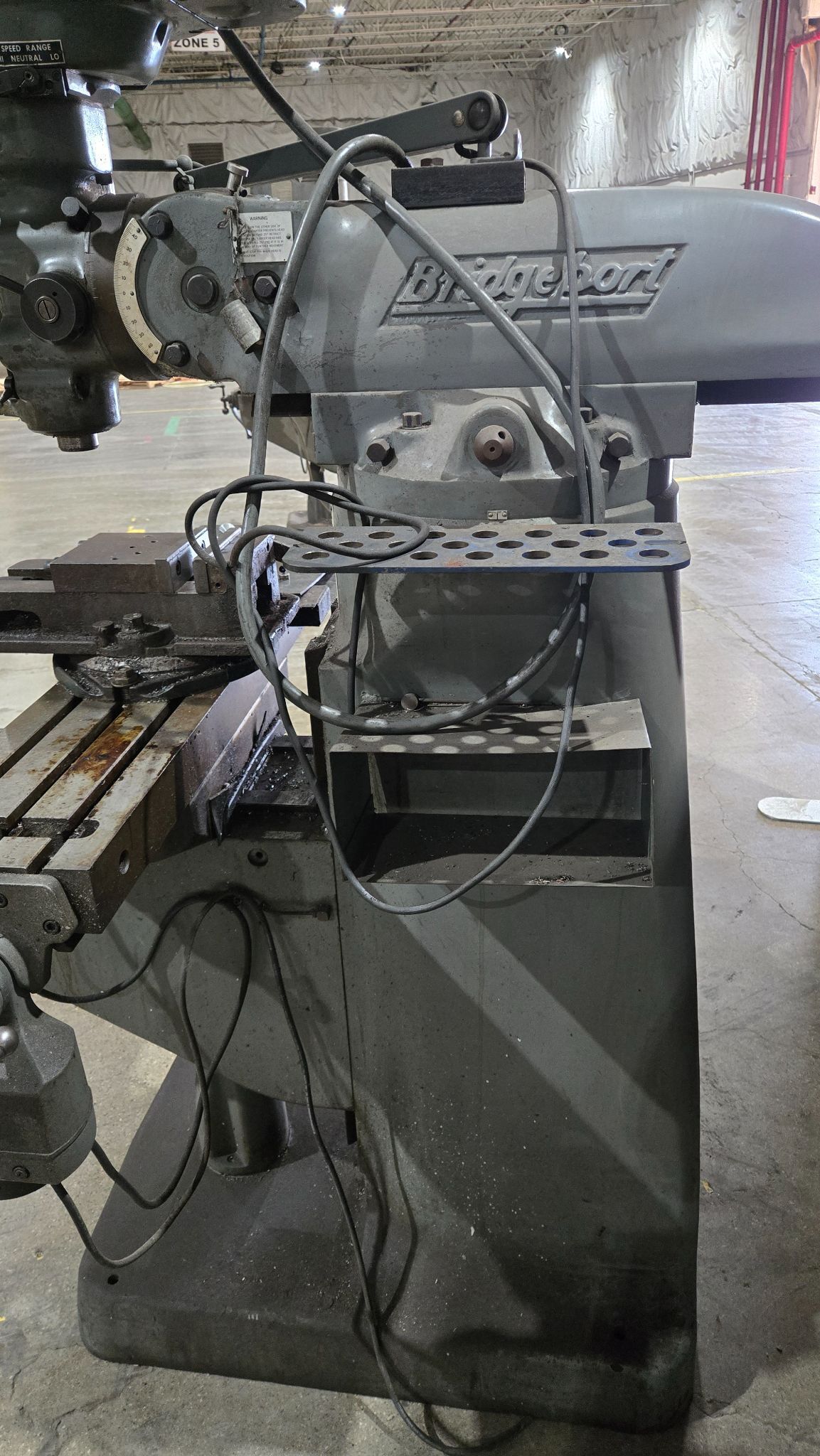 BRIDGEPORT SERIES I VERTICAL MILL USED 8