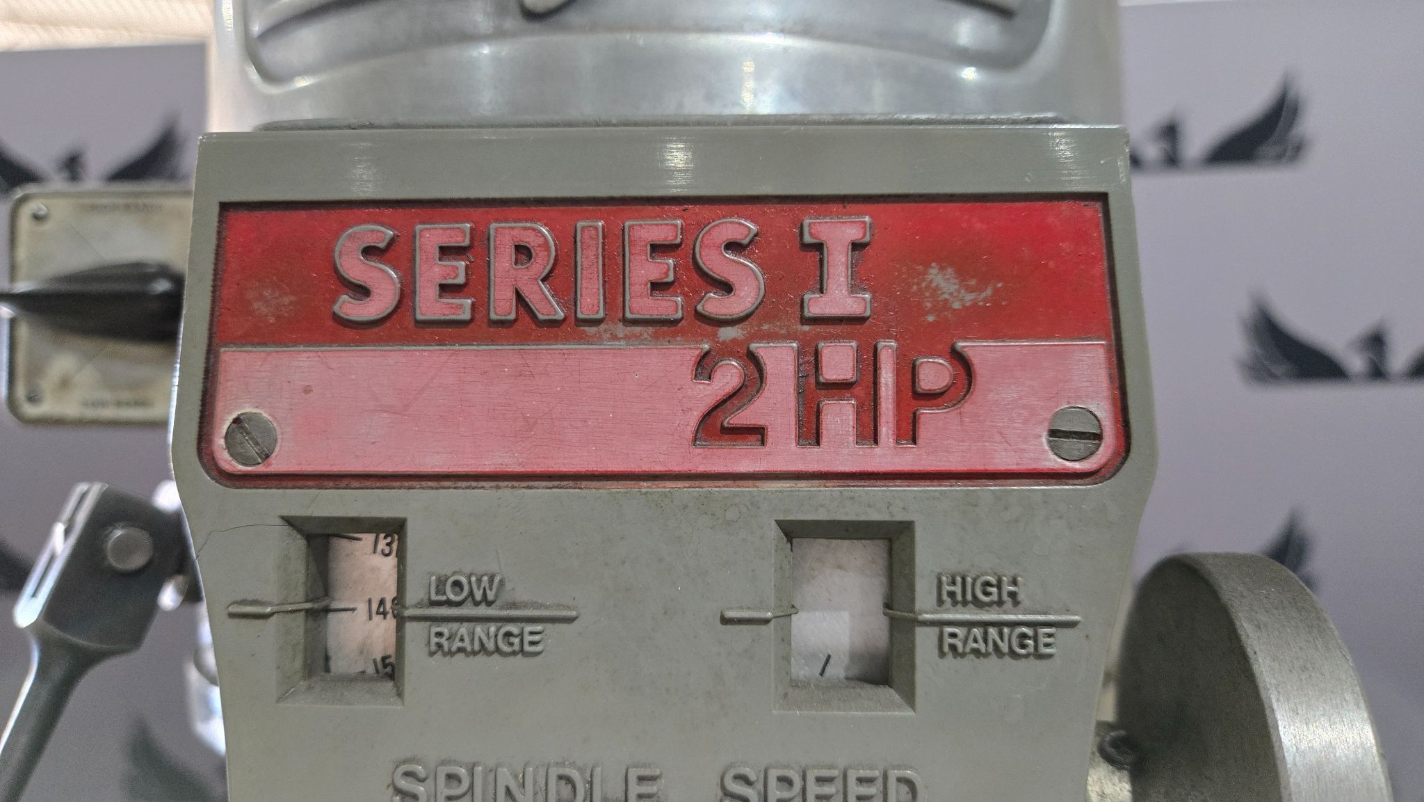 BRIDGEPORT SERIES I VERTICAL MILL USED 11