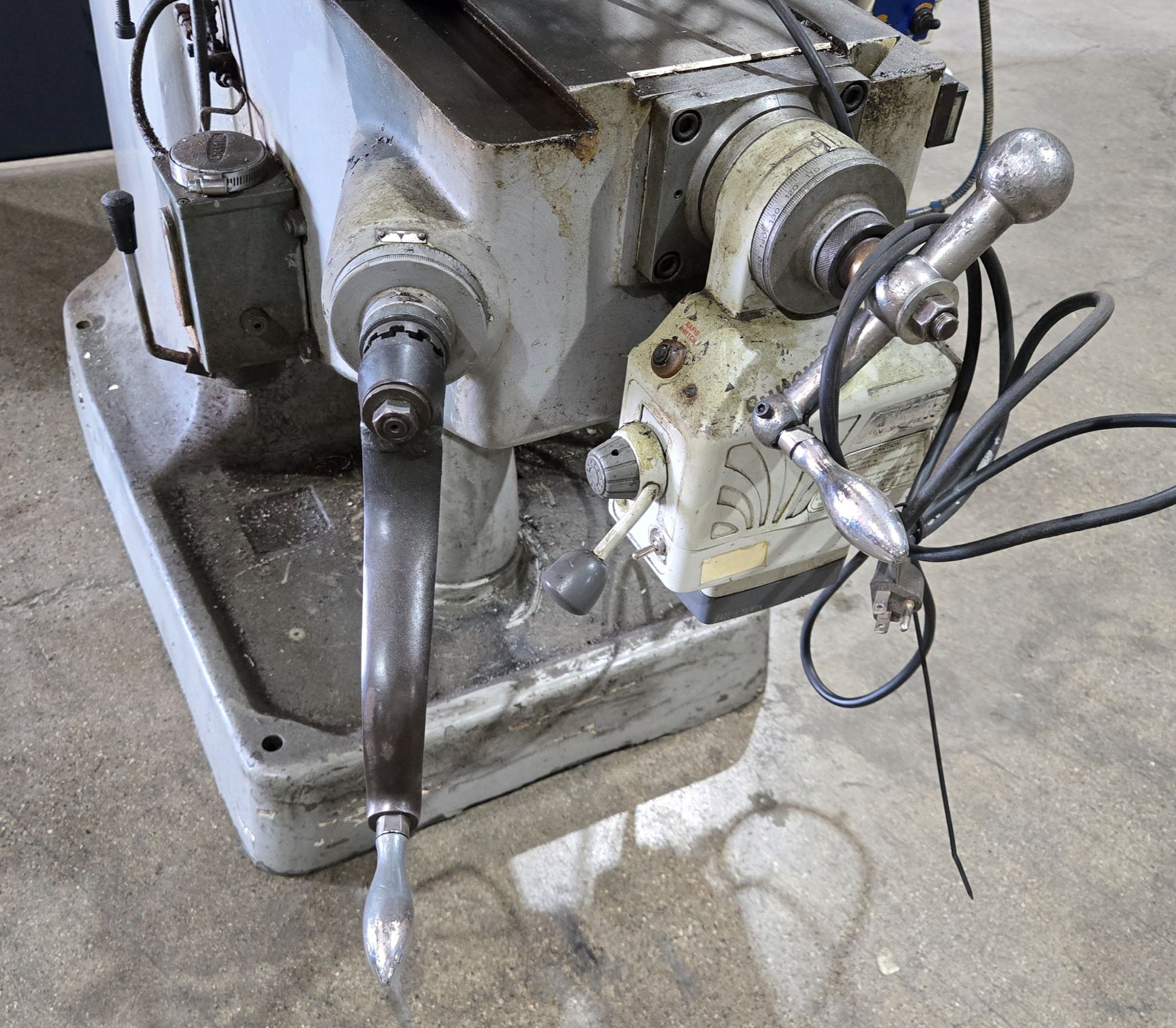ACER 3VS VERTICAL MILL USED 1