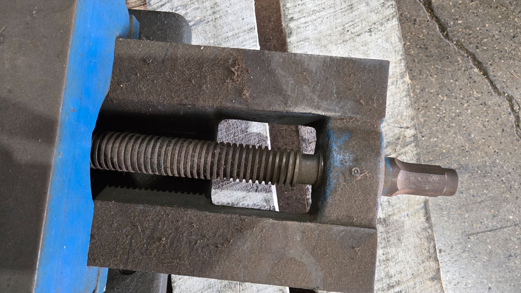 TABLETOP VICE USED 3