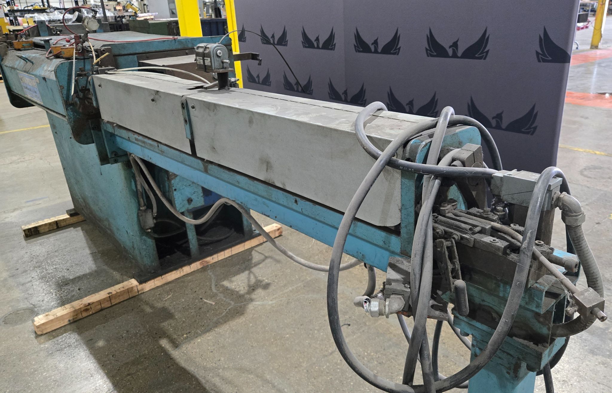 LUBOW WIRE STRAIGHTENER/CUTOFF MACHINE USED 11