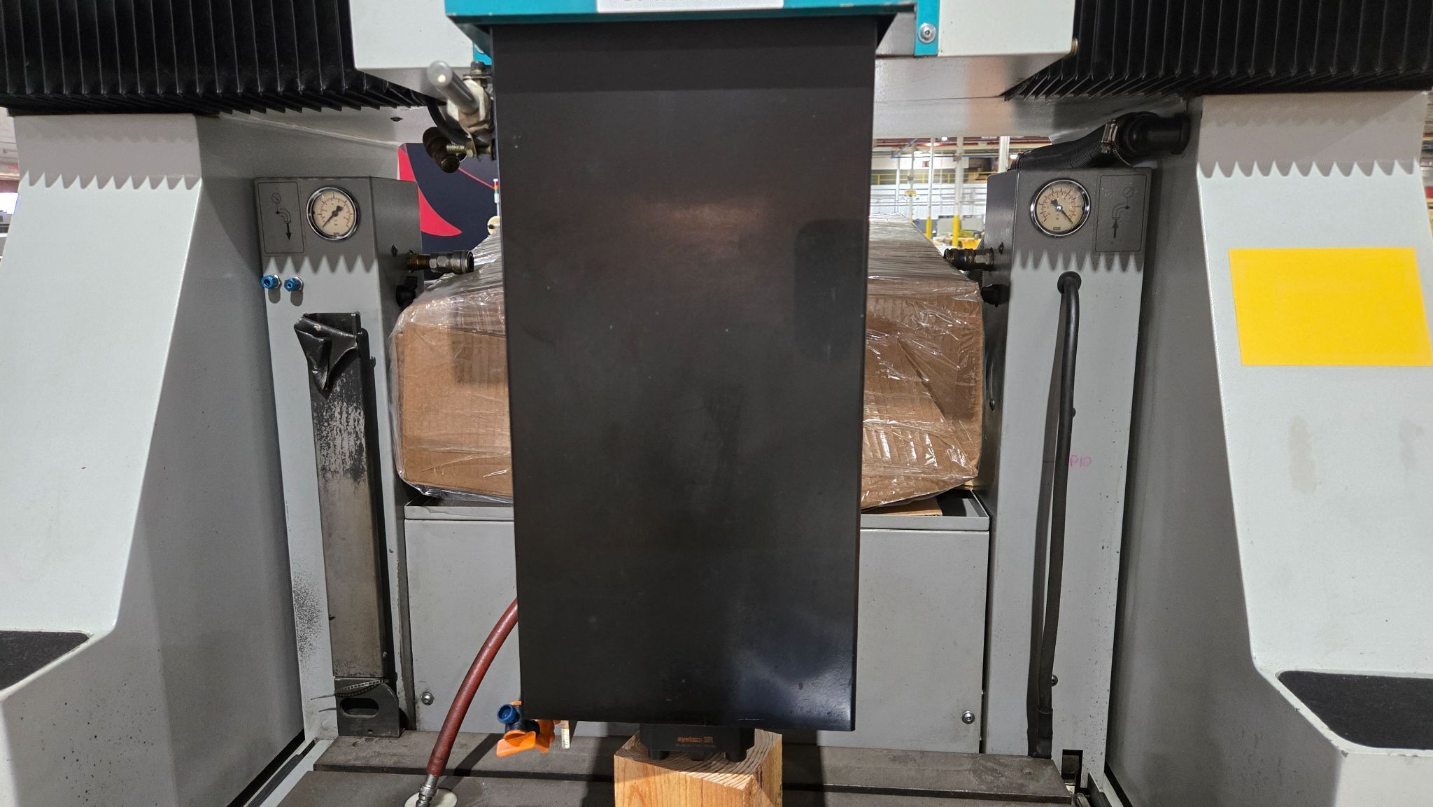 INGERSOL GANTRY 500 EDM SINKER USED 4