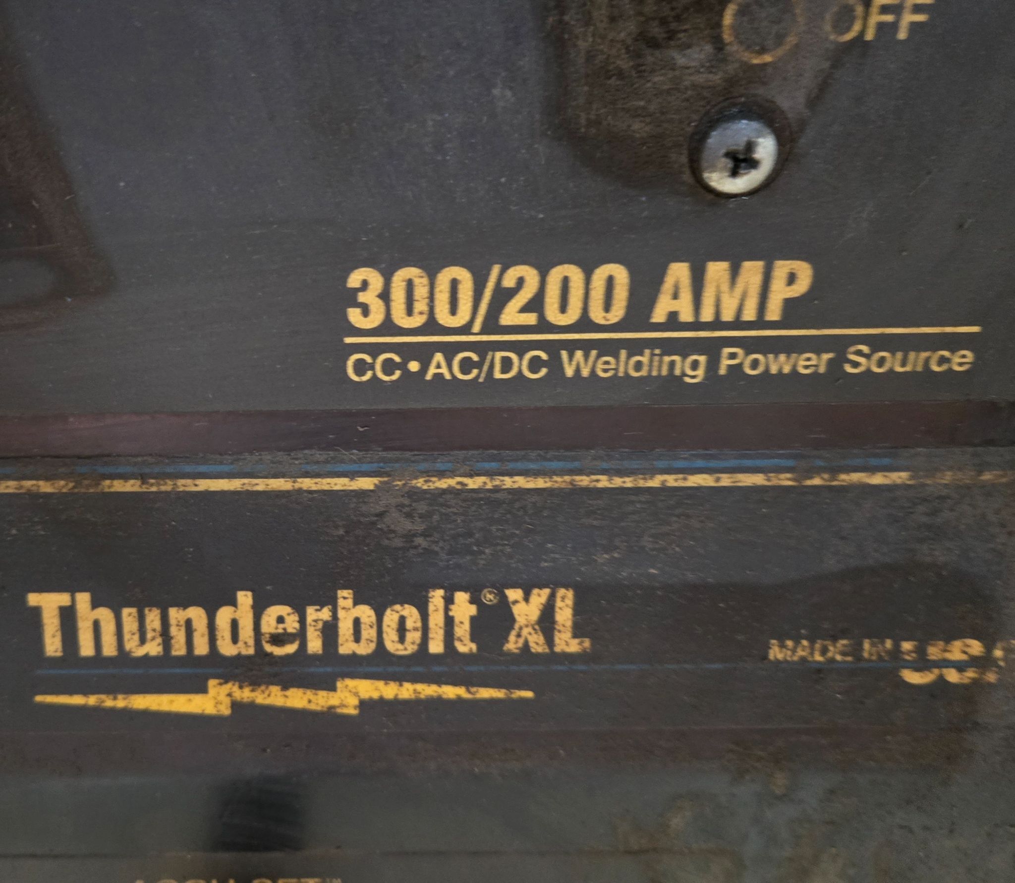 MILLER THUNDERBOLT XL 300 ARC WELDER USED 200/300 AMP POWER SOURCE 4