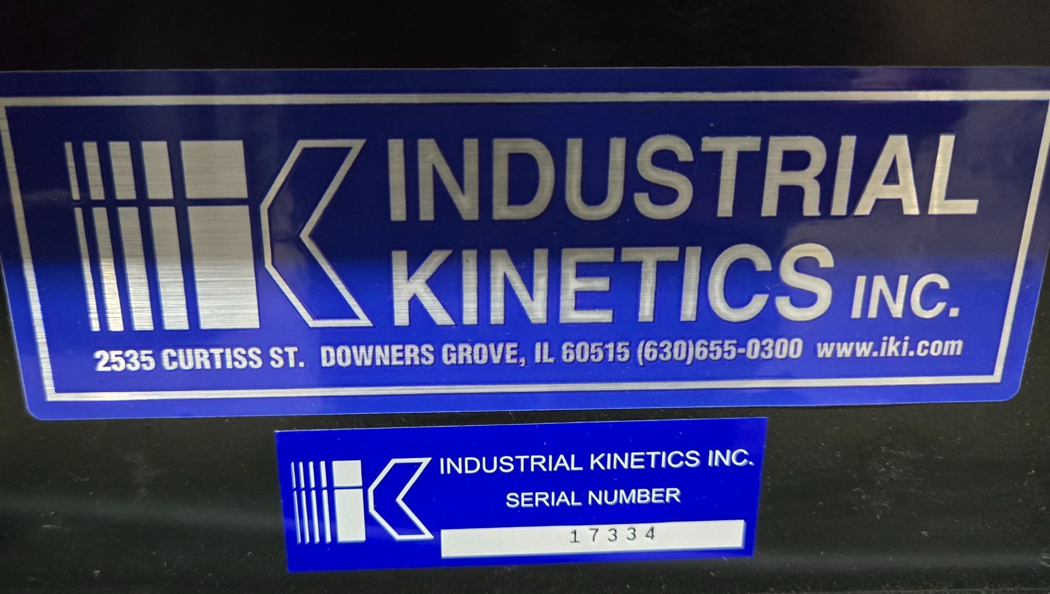 INDUSTRIAL KINETICS 8ft Chain Driven Roller Conveyor, 4ft Width, 20" Height USED 8