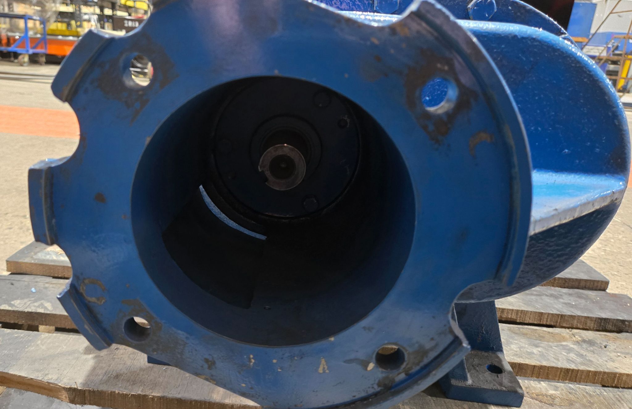 KINNEY KMBD-1600C VACUUM PUMP USED 4