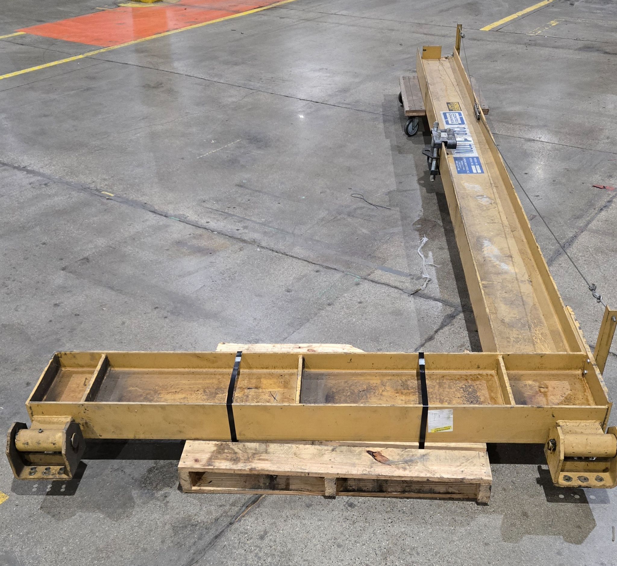 CONTRX INDUSTRIES WMCC216 WALL MOUNTED JIB CRANE USED 0