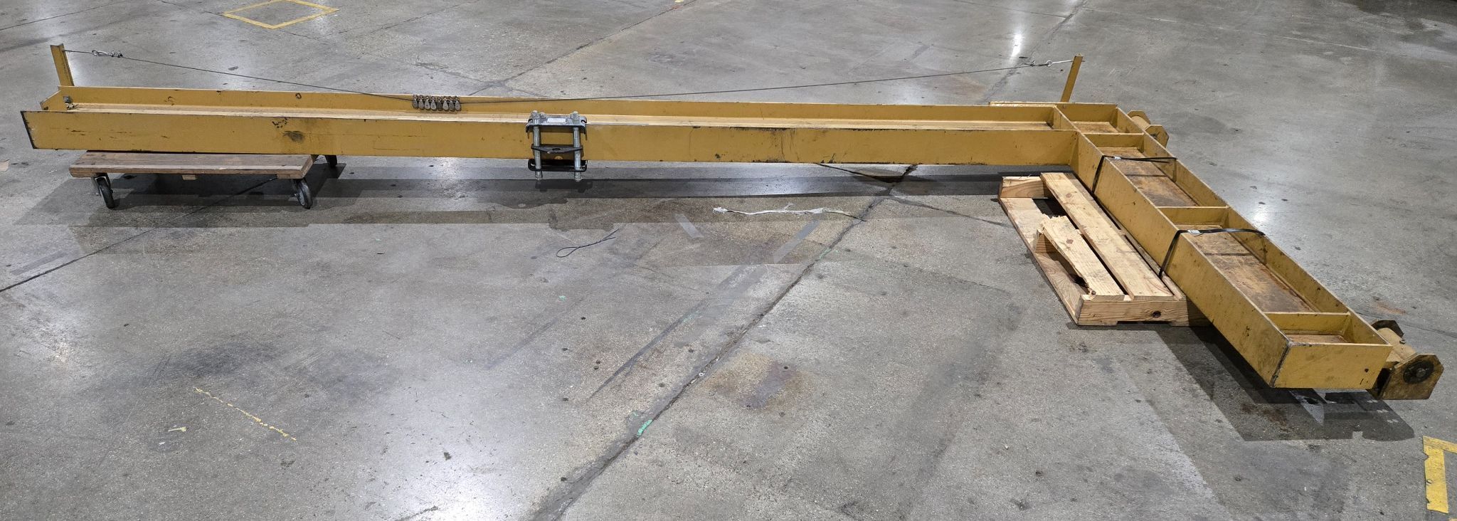 CONTRX INDUSTRIES WMCC216 WALL MOUNTED JIB CRANE USED 1