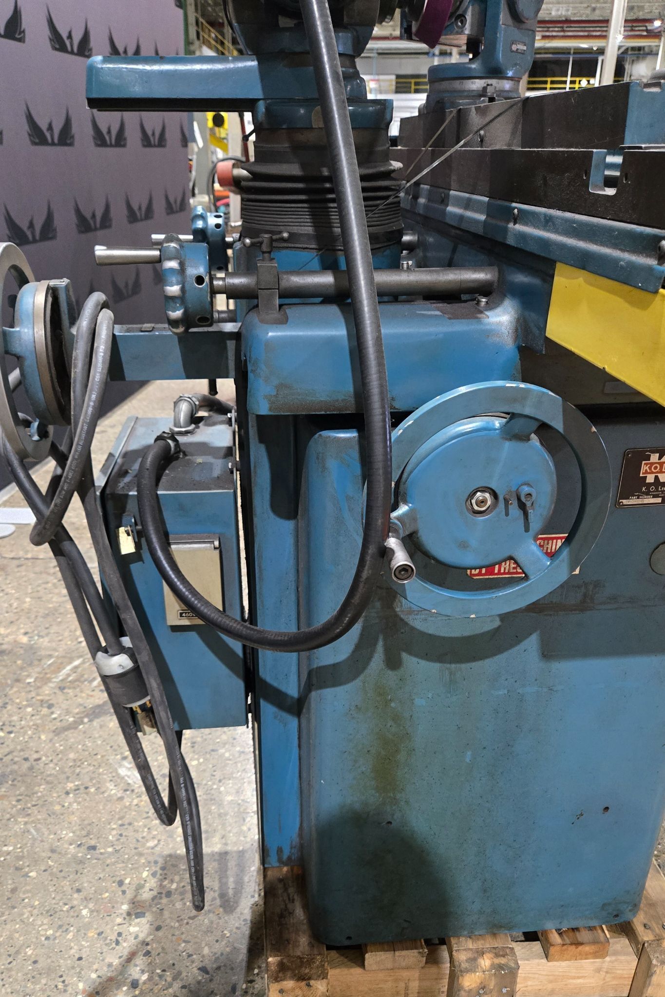 K.O. LEE B6060B UNIVERSAL TOOL AND CUTTER GRINDER USED 6