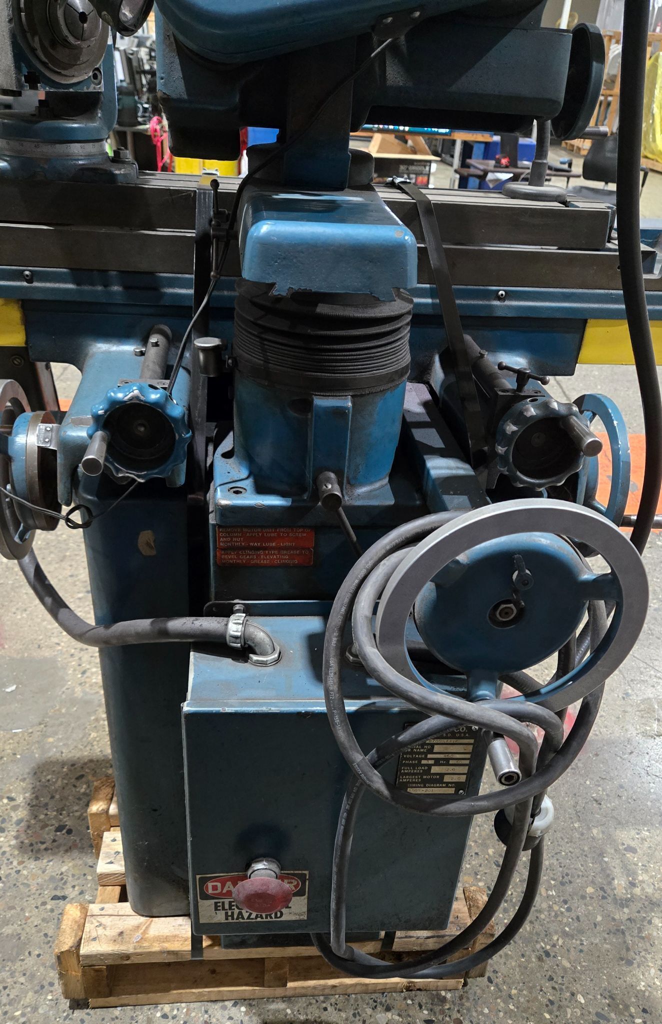 K.O. LEE B6060B UNIVERSAL TOOL AND CUTTER GRINDER USED 8