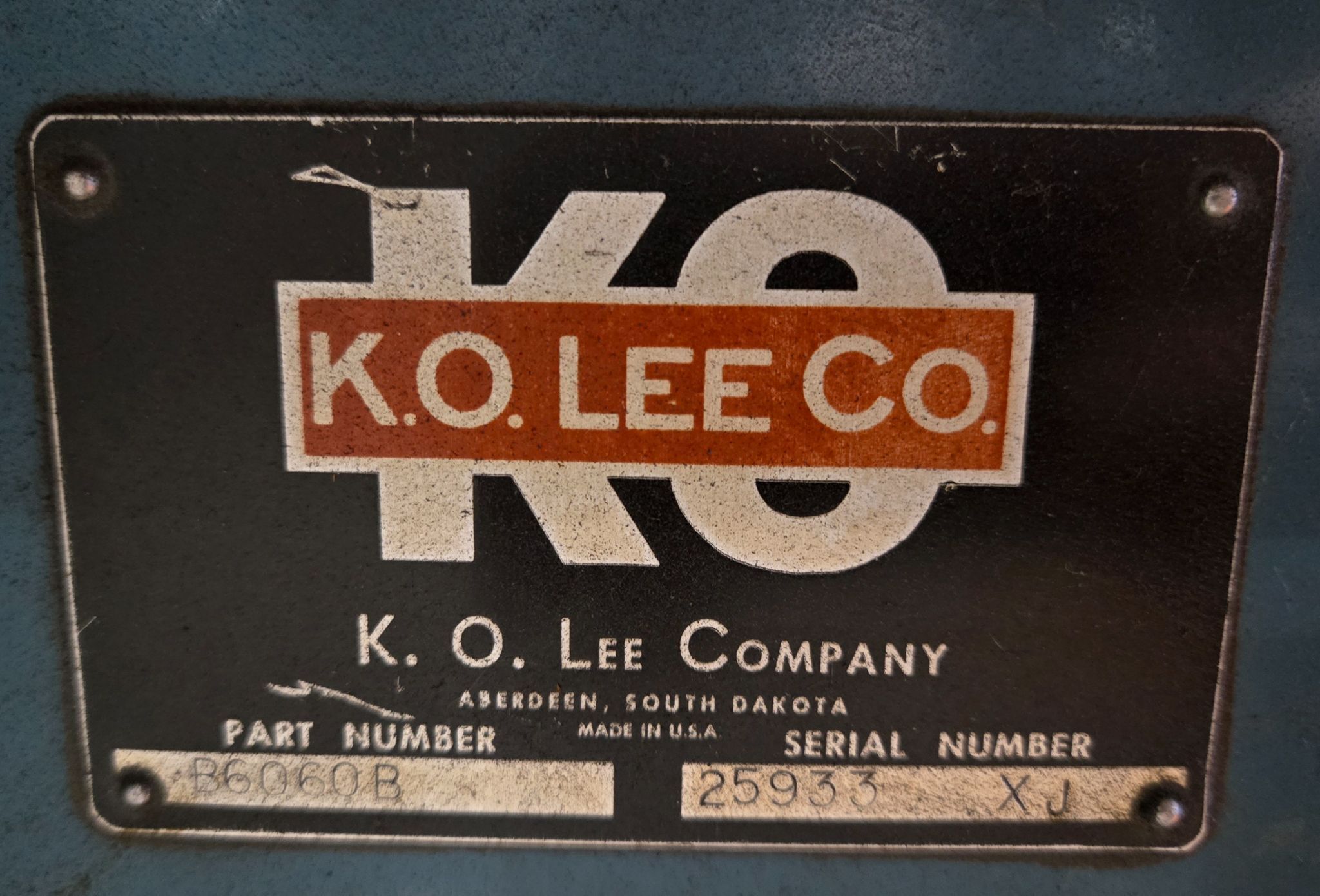 K.O. LEE B6060B UNIVERSAL TOOL AND CUTTER GRINDER USED 10