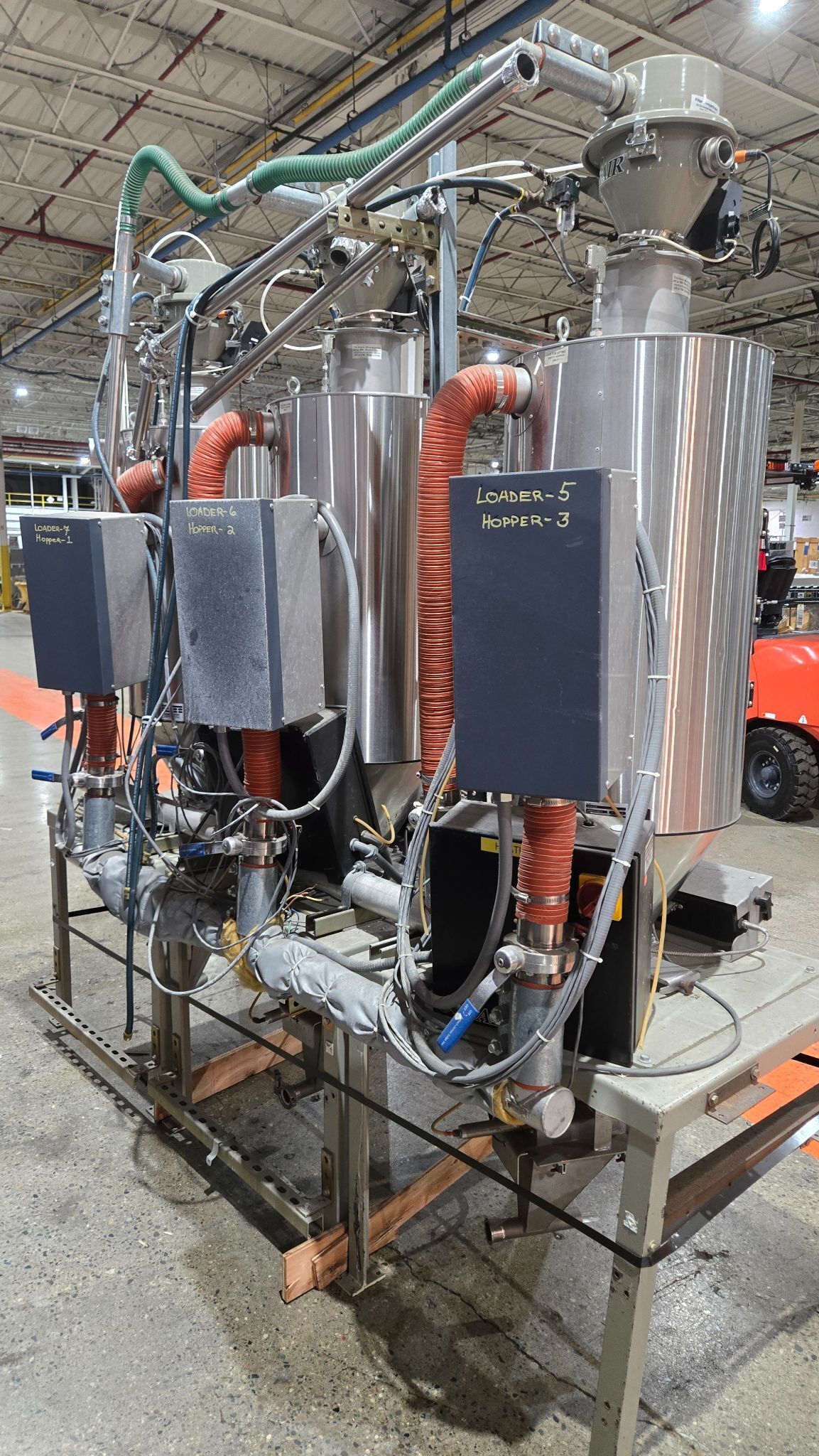CONAIR CH16-4/SP Triple Hopper Resin Dryer Unit USED 11