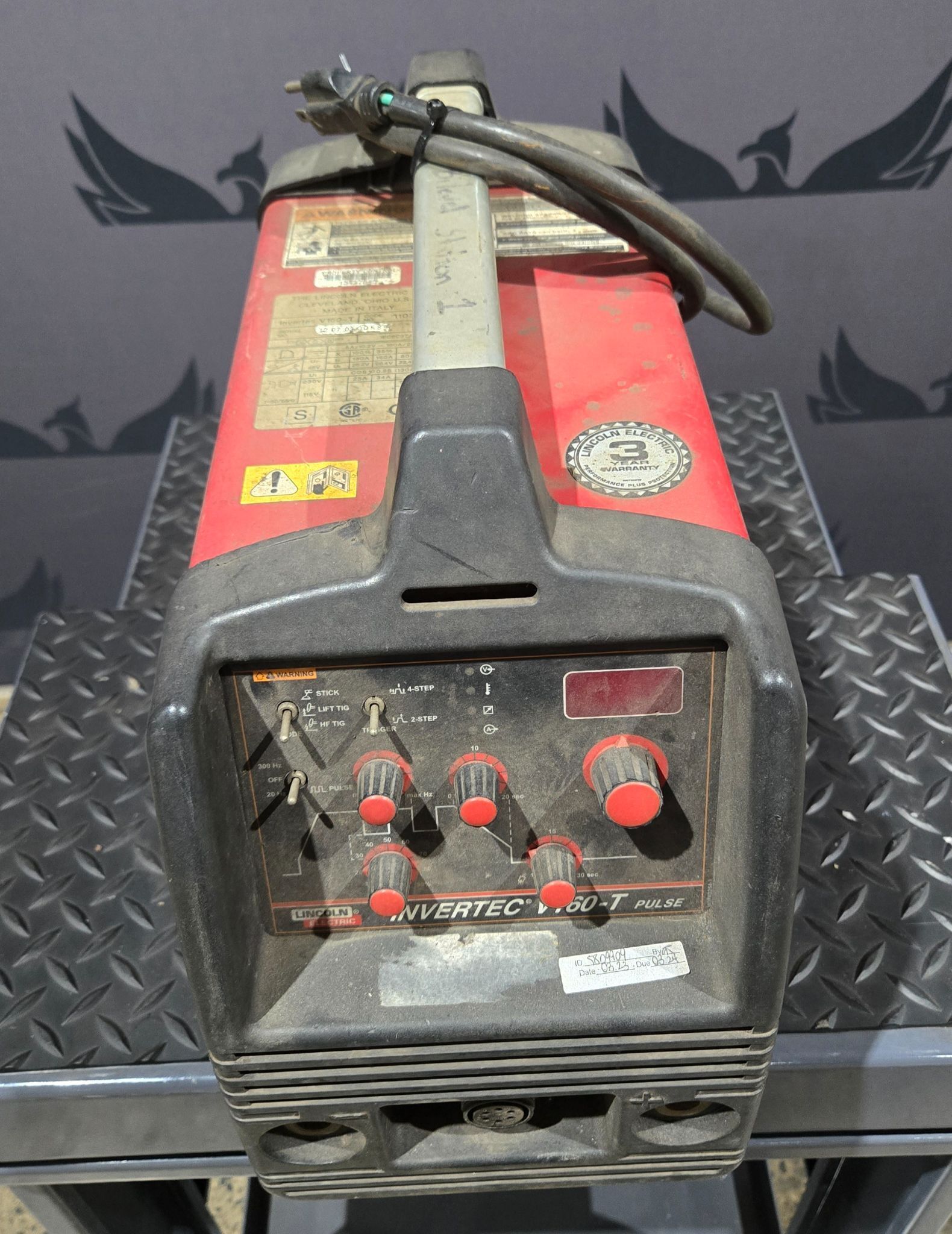 Lincoln Electric INVERTEC V160-T TIG WELDER USED 1