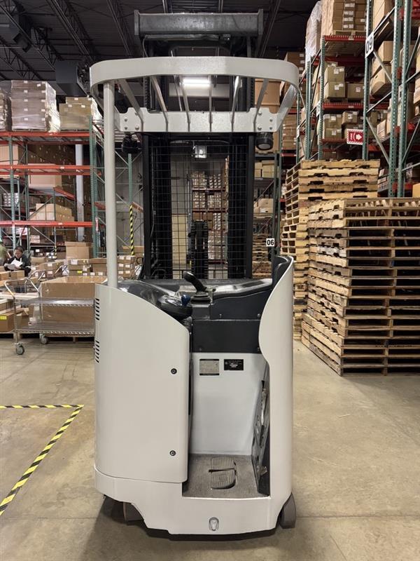 2015 UNICARRIERS SRX35N REACH TRUCK 4