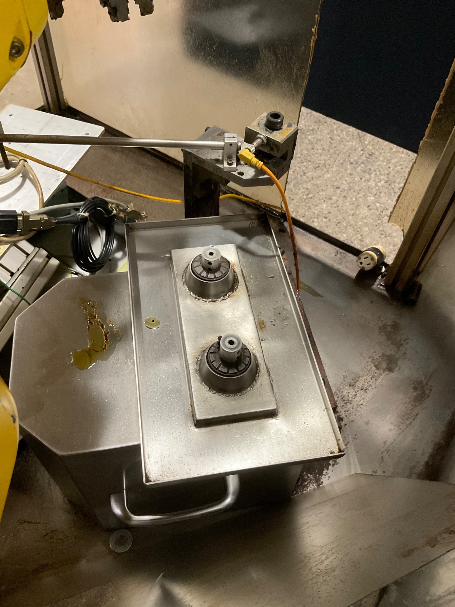 ROBOTIC WASH CELL WITH FANUC LR MATE 200IB/ RJ3ib MATE CONTROLLER 14