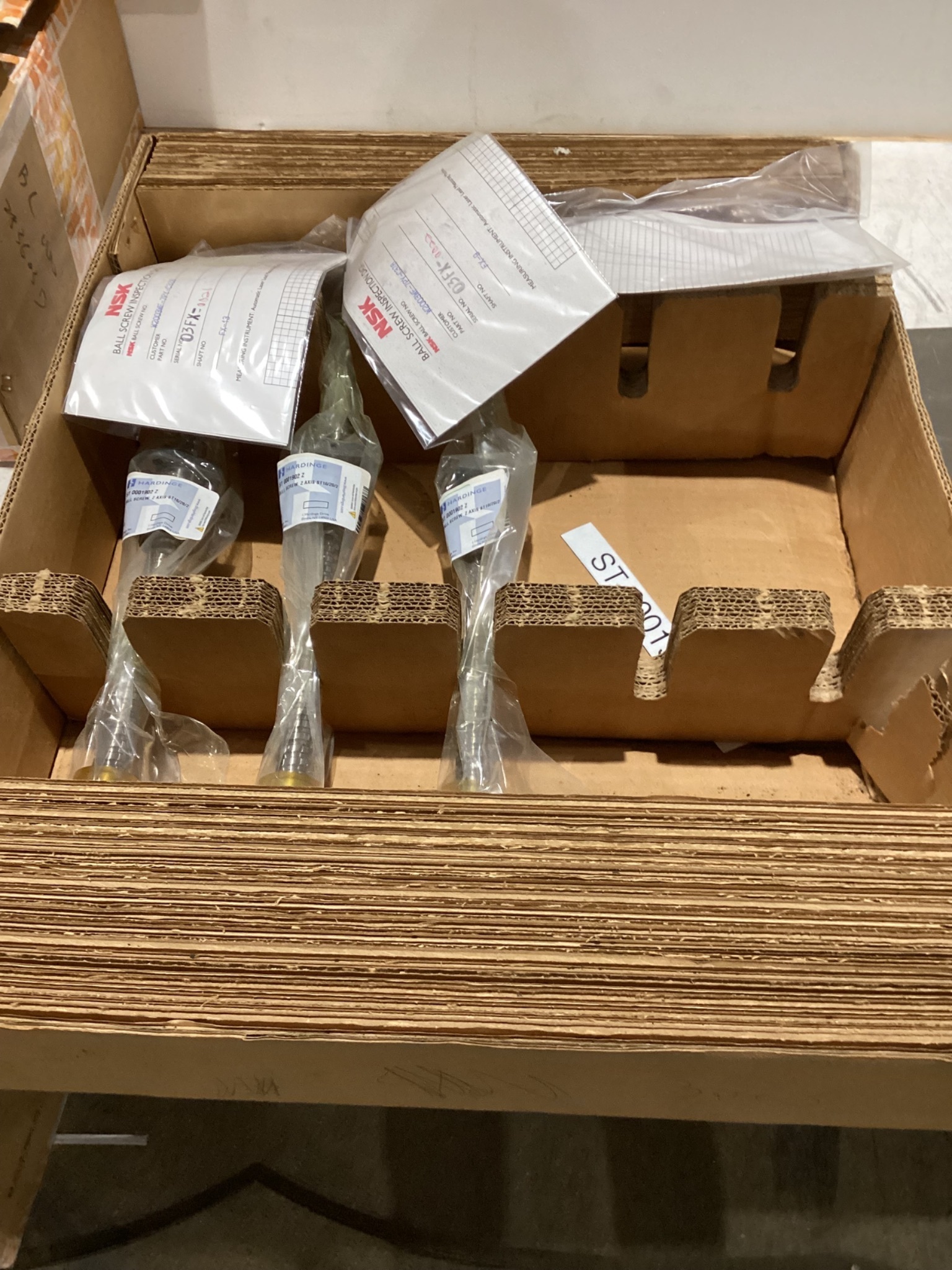 NSK BALL SCREWS W2003WF-7PY-C3Z8 NEW 0